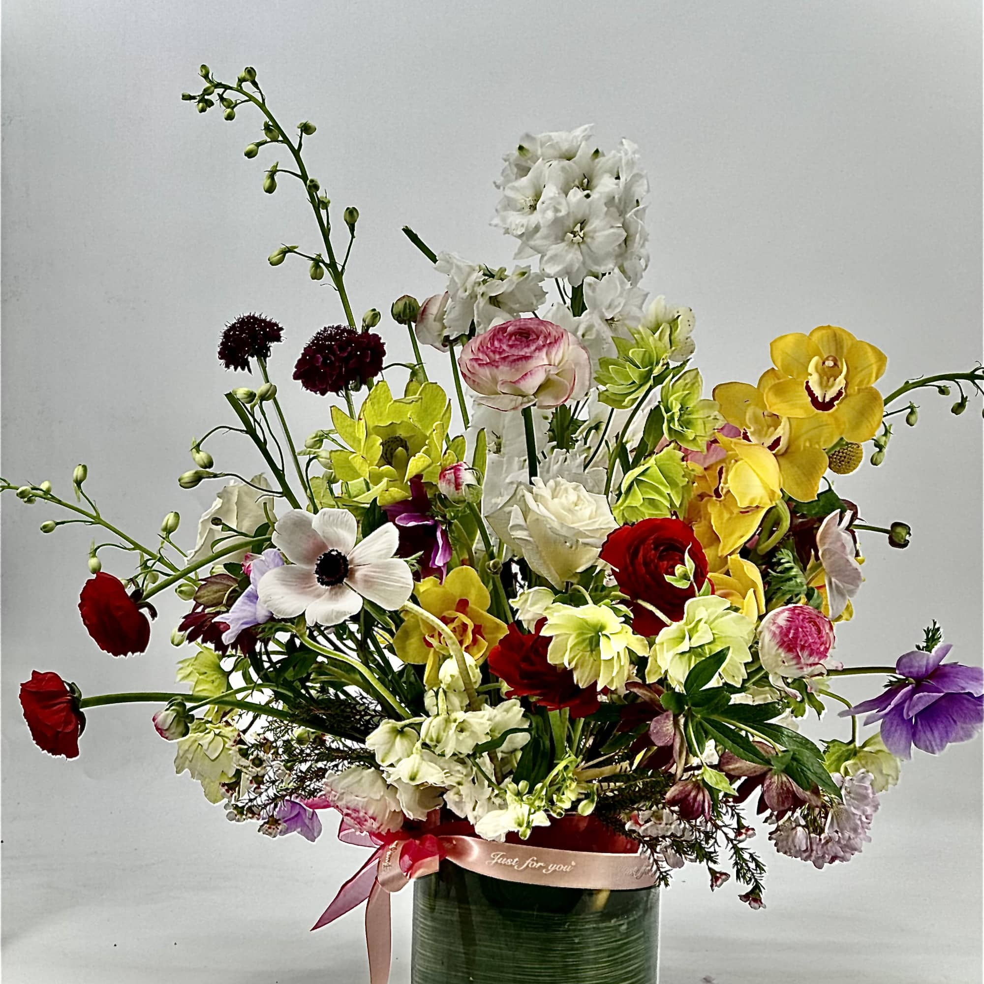 An exquisite ,one - of -a -kind floral arrangement designed for those, photo 2 of 6