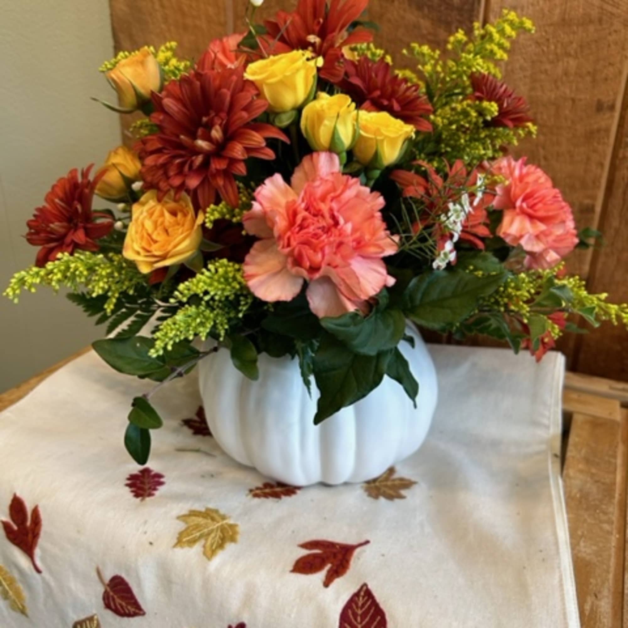 A harvest inspired design reflecting the colors of autumn in a striking, photo 2 of 2