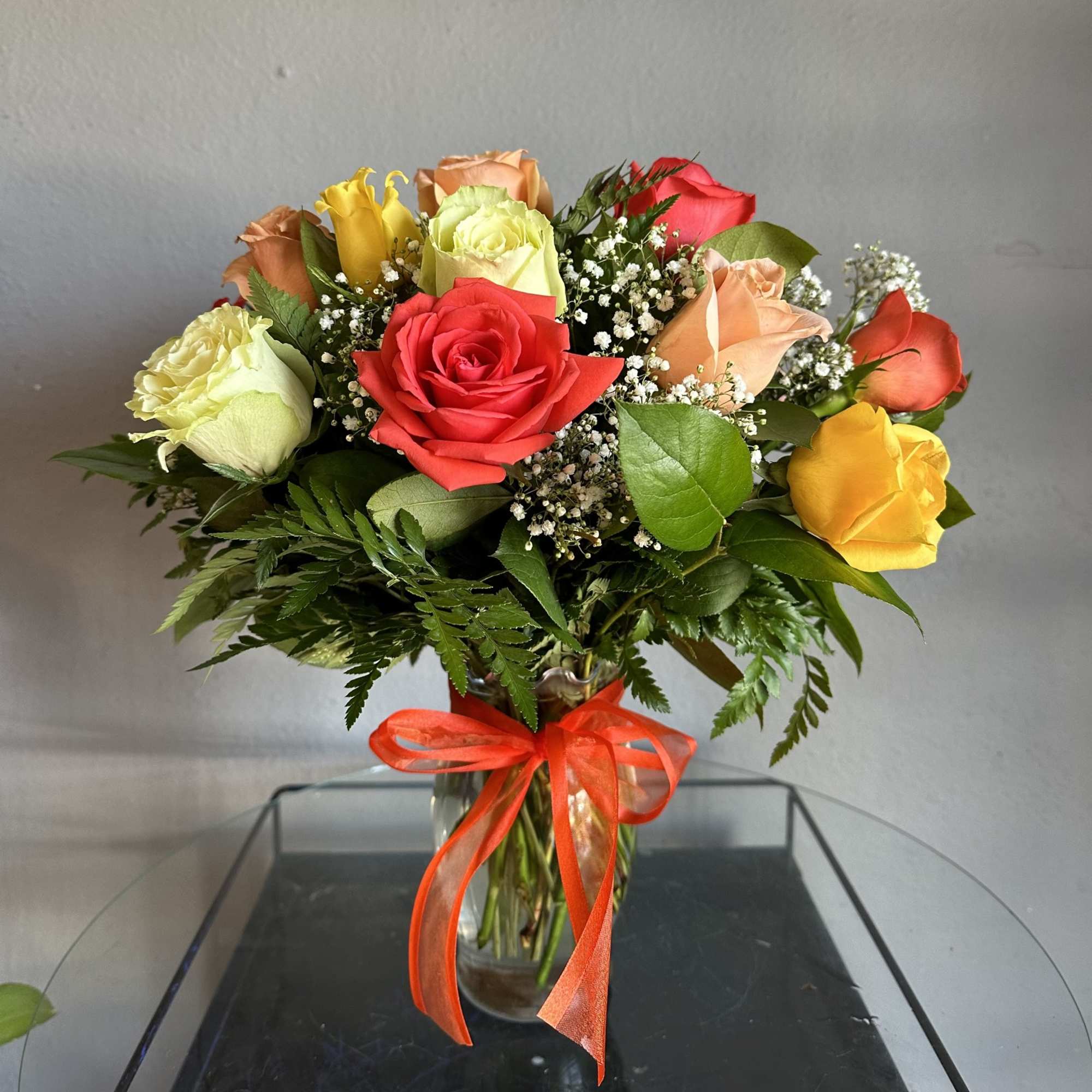 Mixed Colored Rose Special in Vase in Orange, CA | The Dizzy Daisy