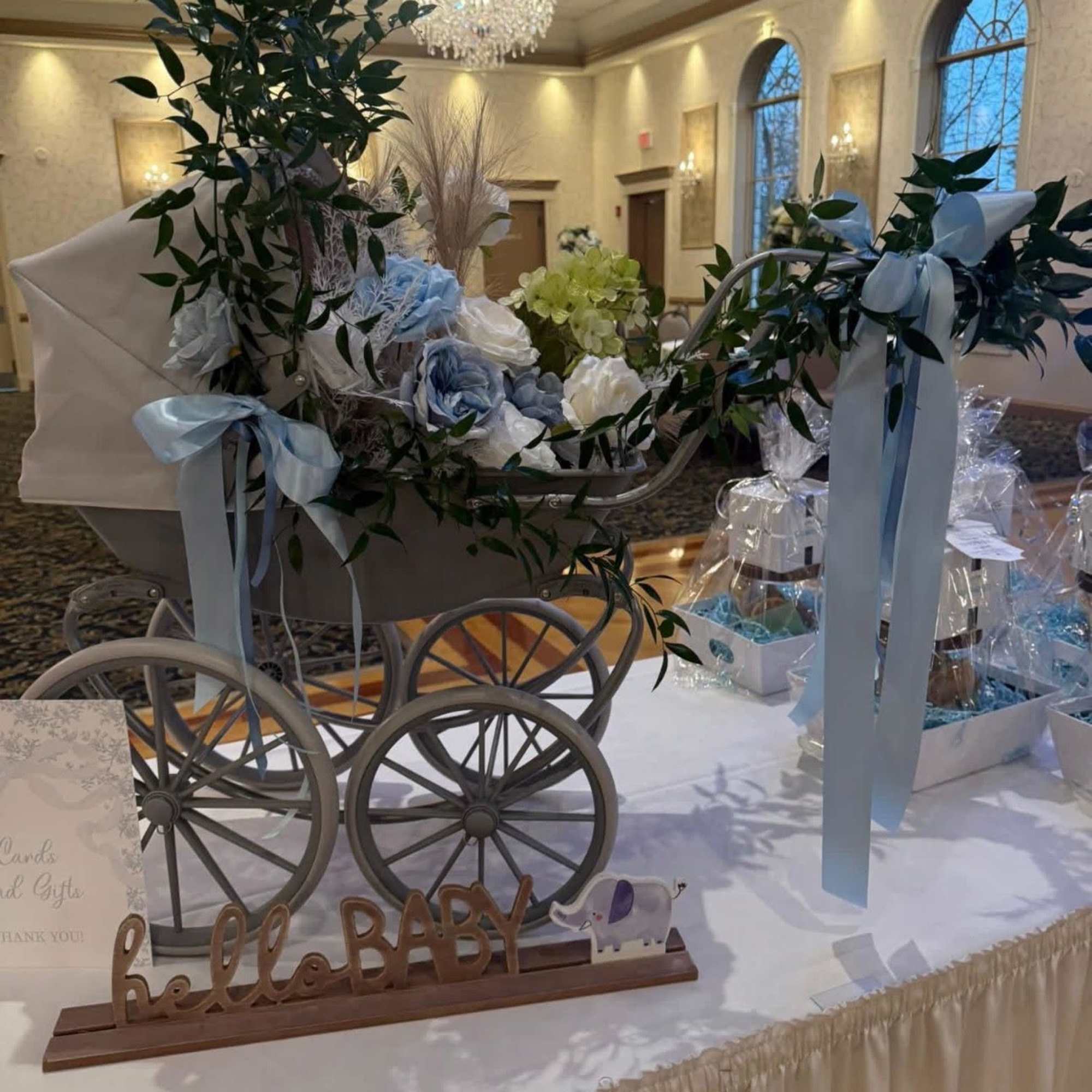 Perfect centerpiece for the gift table or in front of a backdrop.