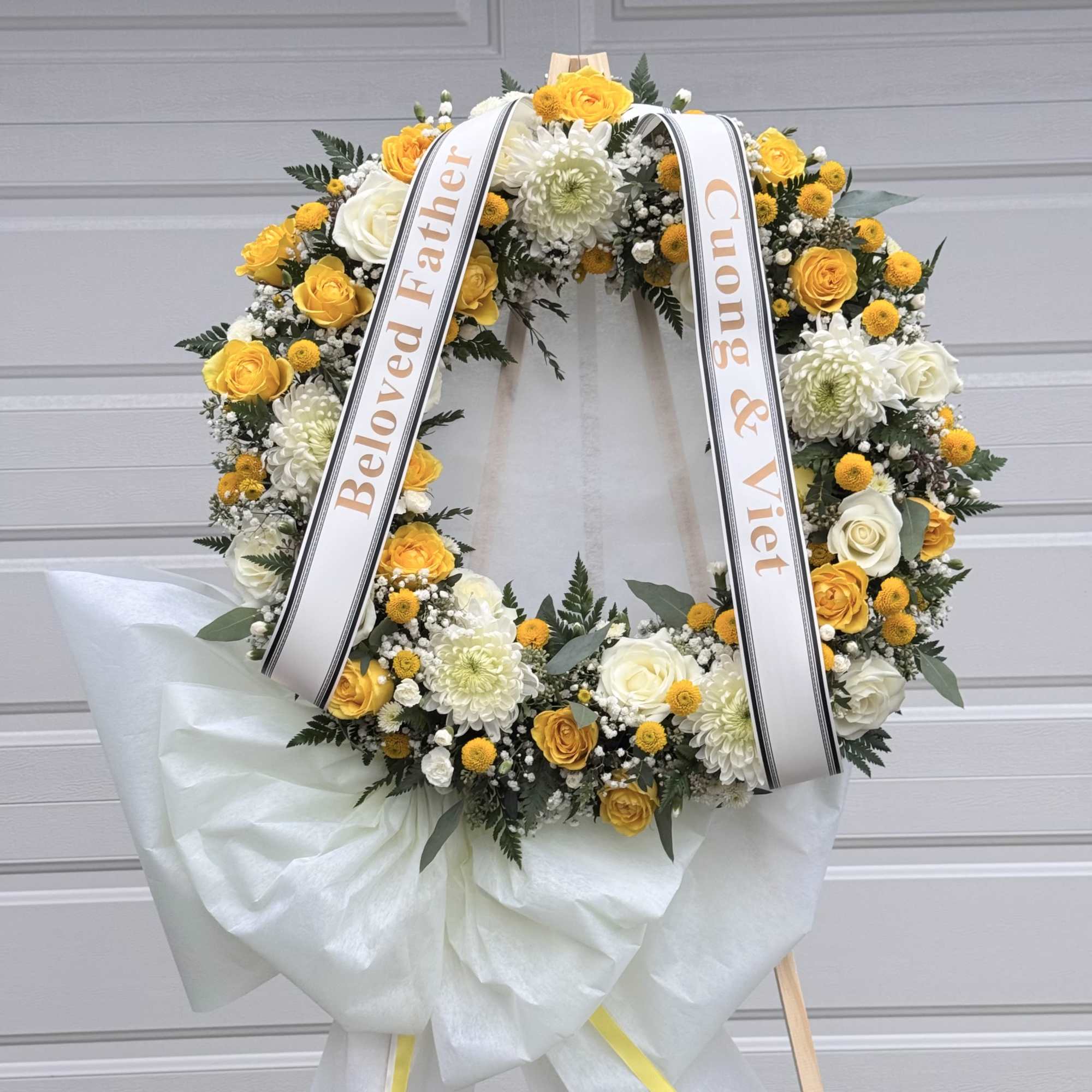 -18 inches Wreath or 24 inches Wreath
Include:
- 1 wooden stand 66 inches
-