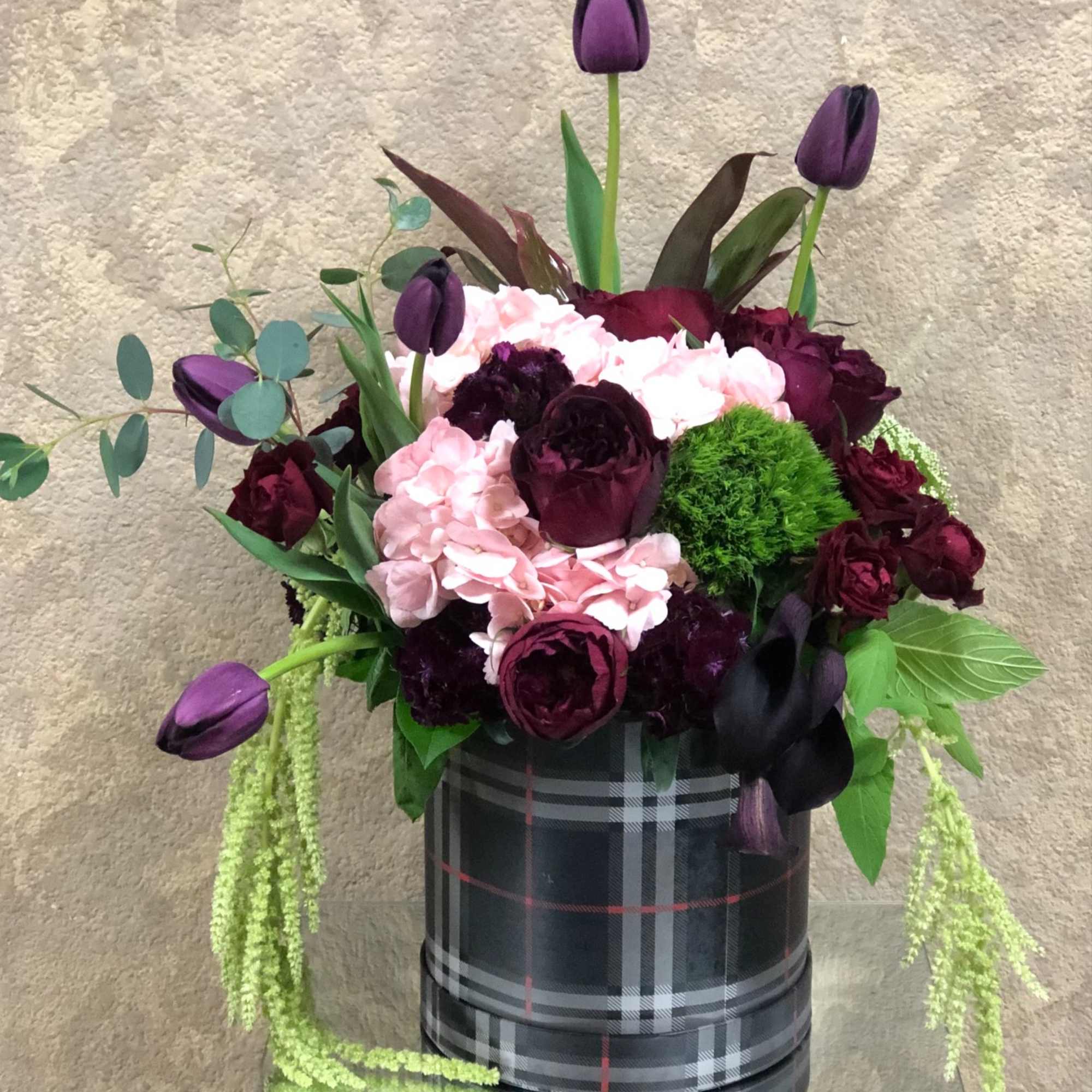 Type of Flowers: Pink Hydrangea, Red Garden Roses, Red Spray Roses, Purple
