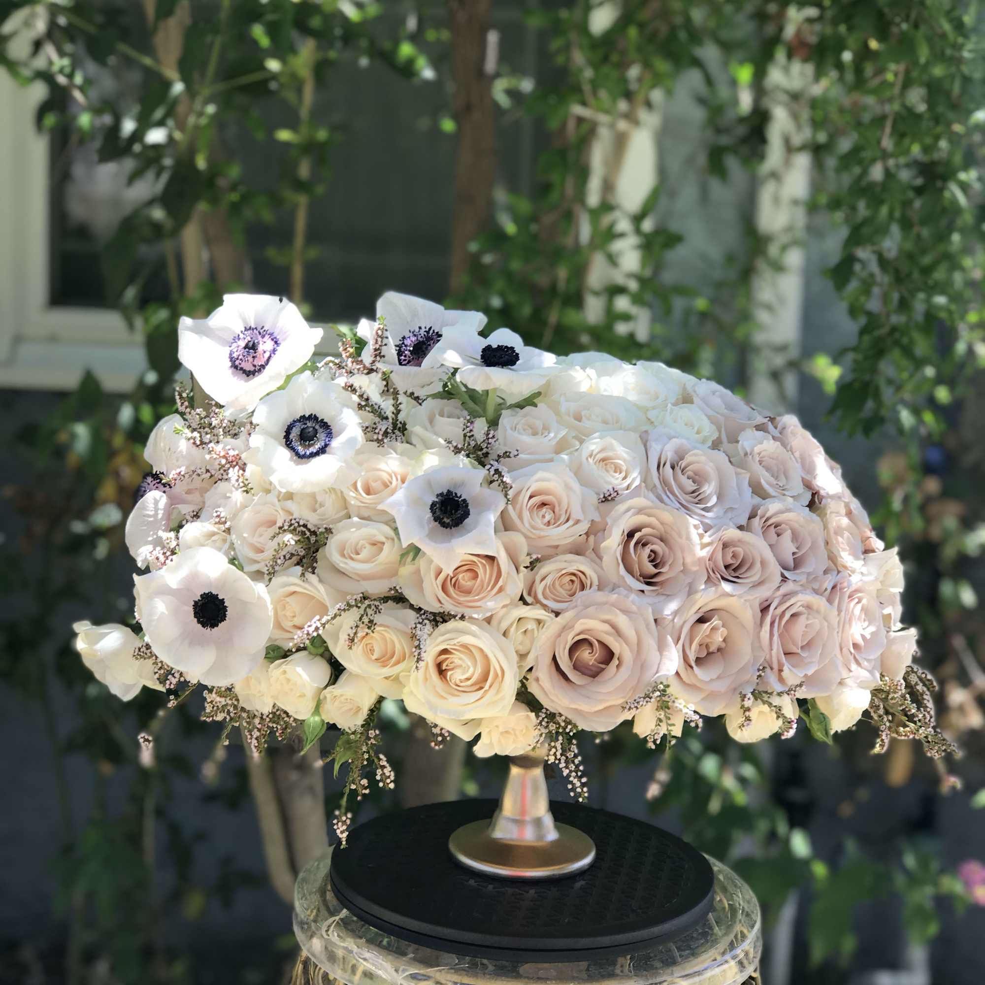This is a stunning arrangement for that special occasion. Full of nude