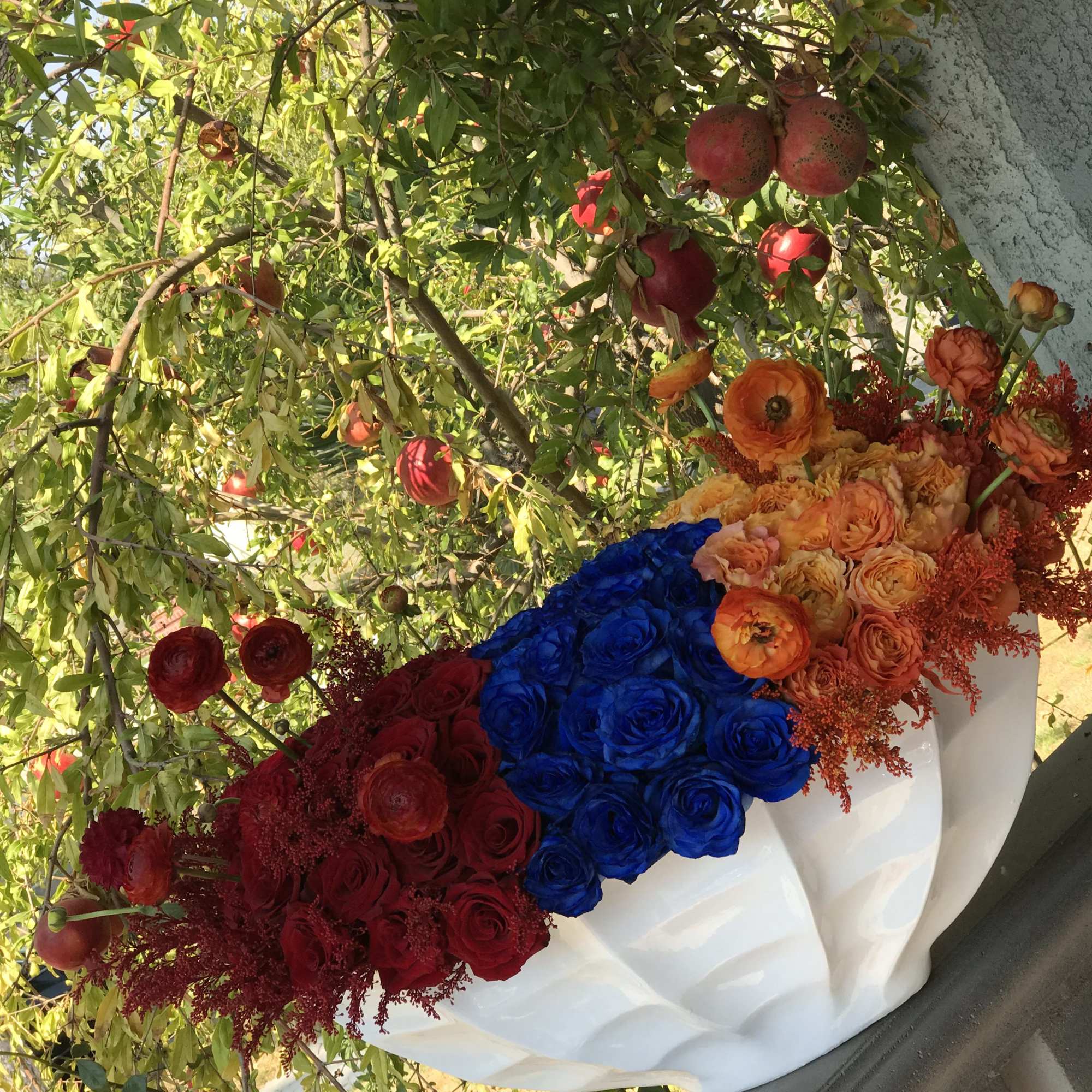 Beautiful one of a kind arrangement that mimics the colors of the, photo 2 of 3