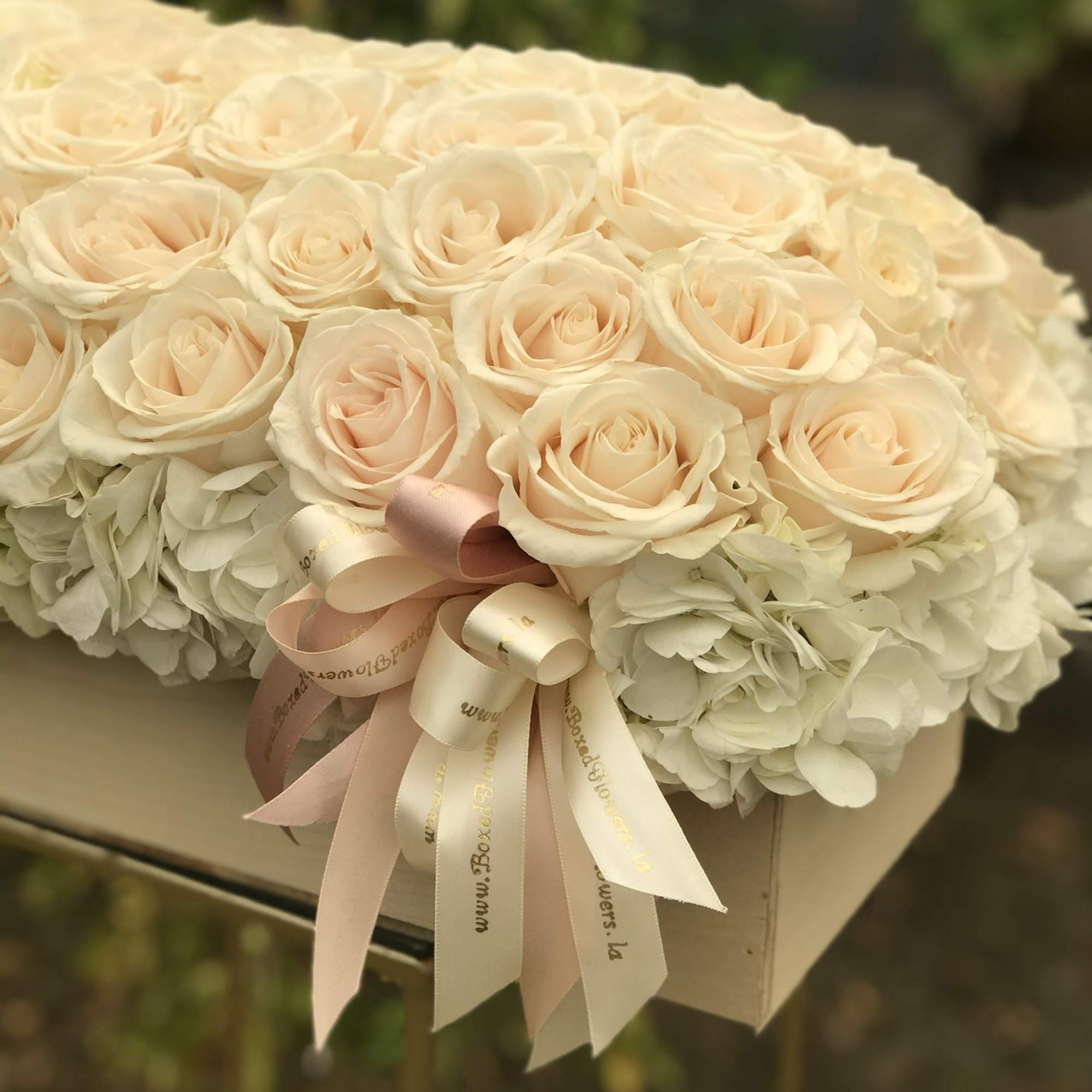 Elegant arrangement prepared to be gifted for any occasion from a newborn