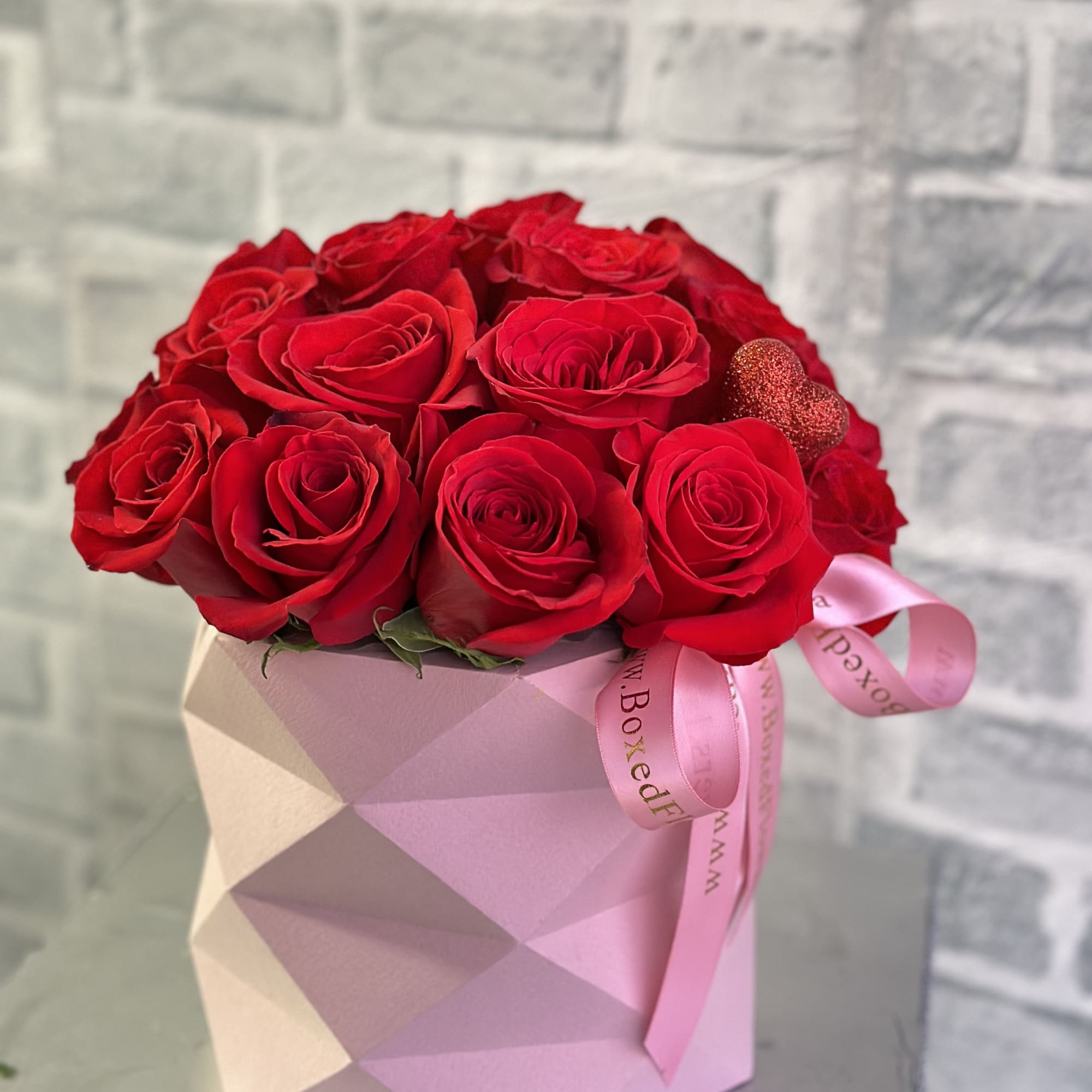 Unique geometric box with your choice of rose color. Please mention the, photo 5 of 5