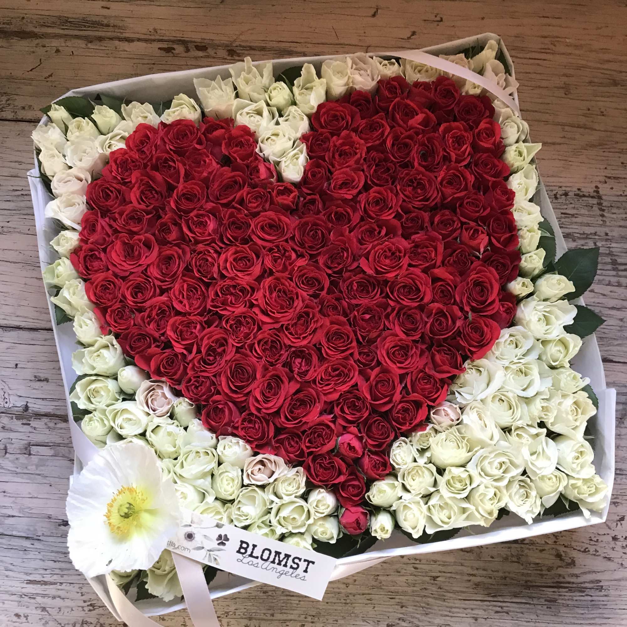 The ultimate flower gift of love, the rose box - perfect for