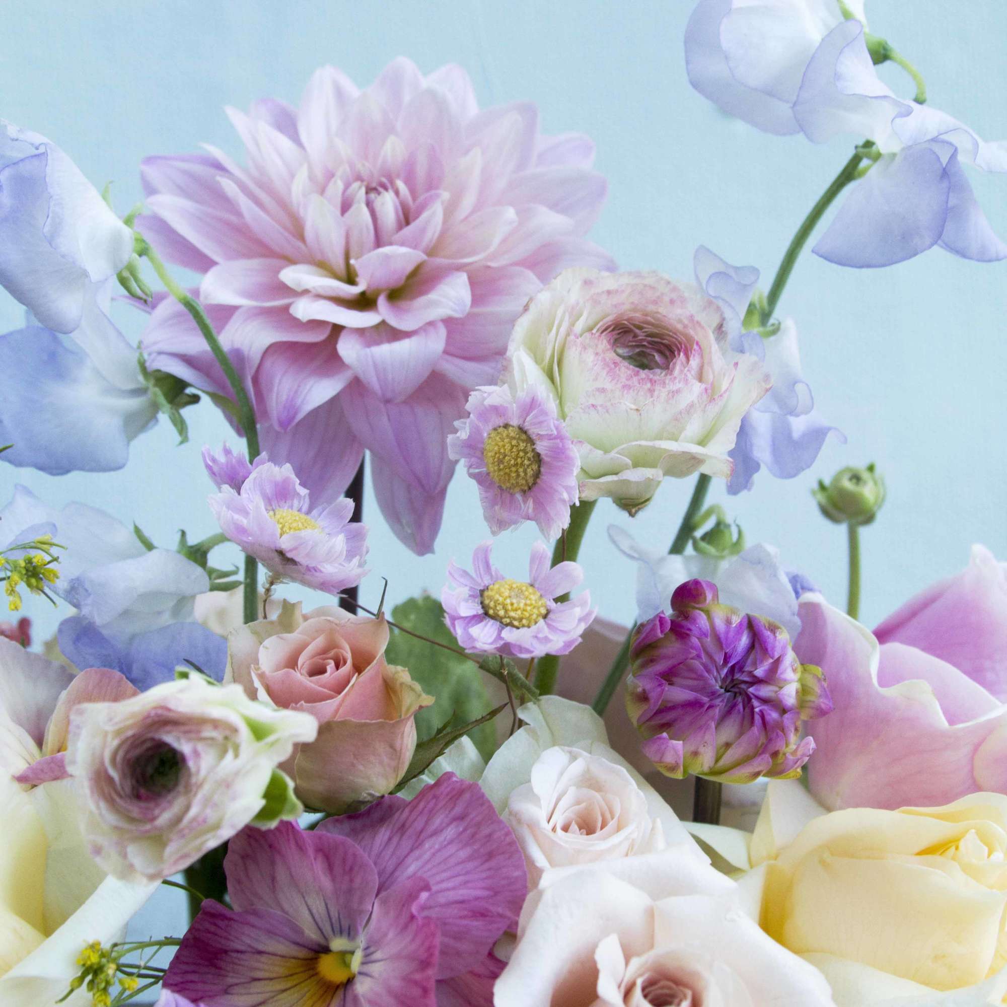 Adorable box of dreamy pastel flowers, with the feel of a flower, photo 2 of 3