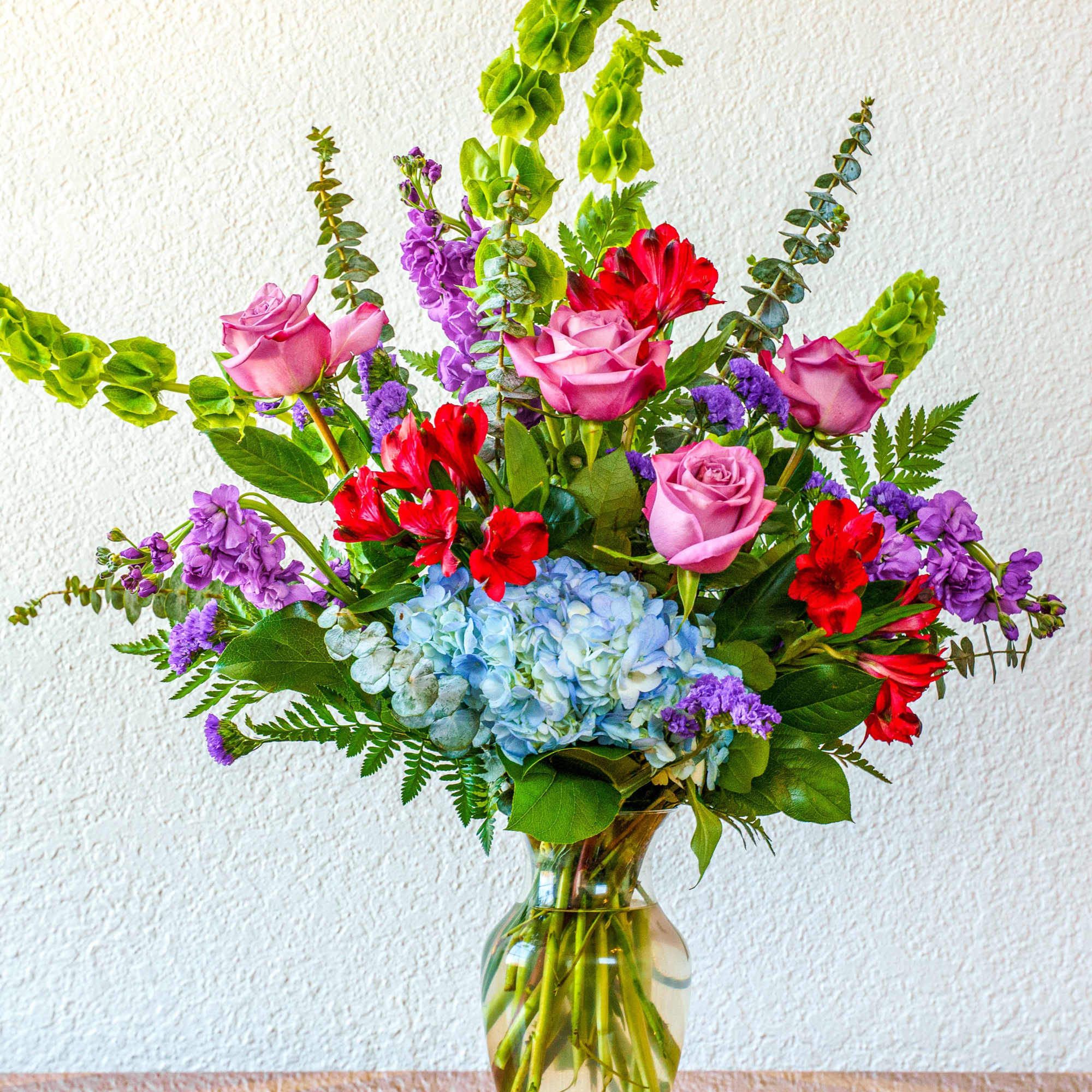 Send them a luxurious Euro-style bouquet that is sure to impress! This