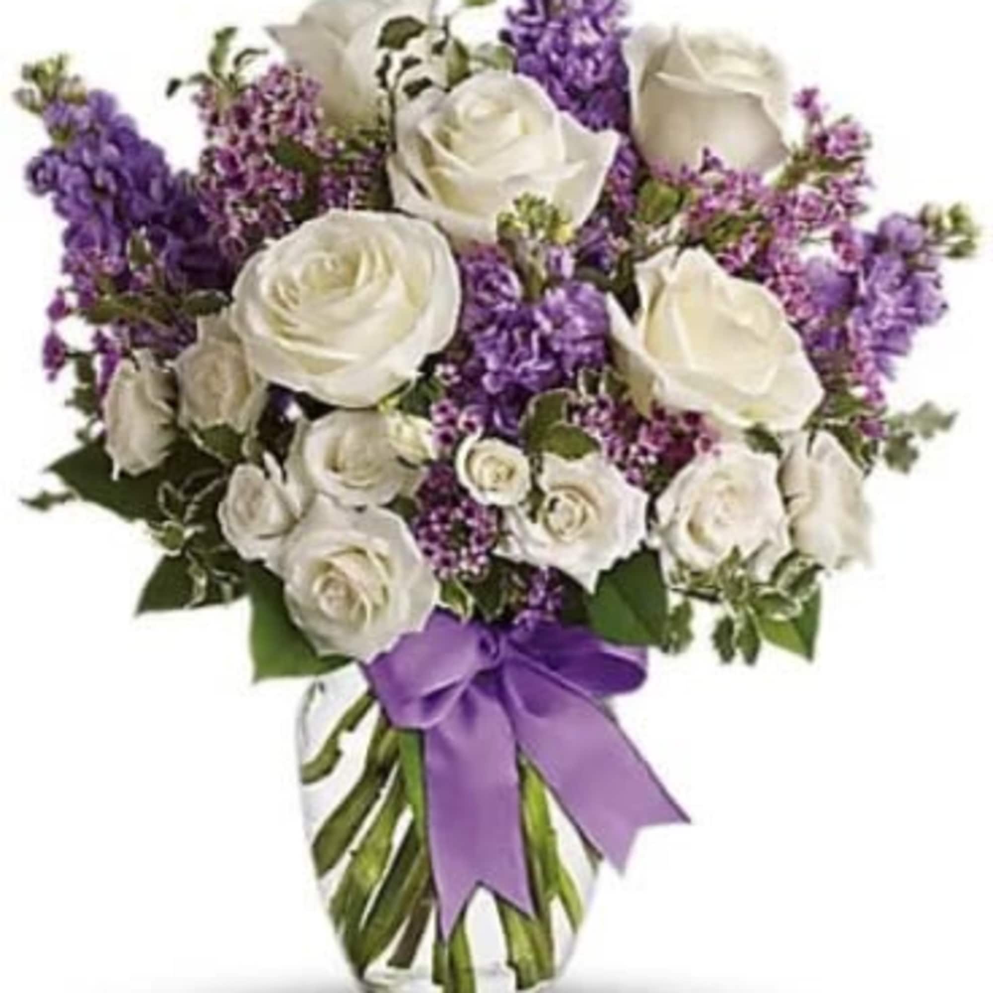 This magical bouquet will be at home in a cottage, a condo