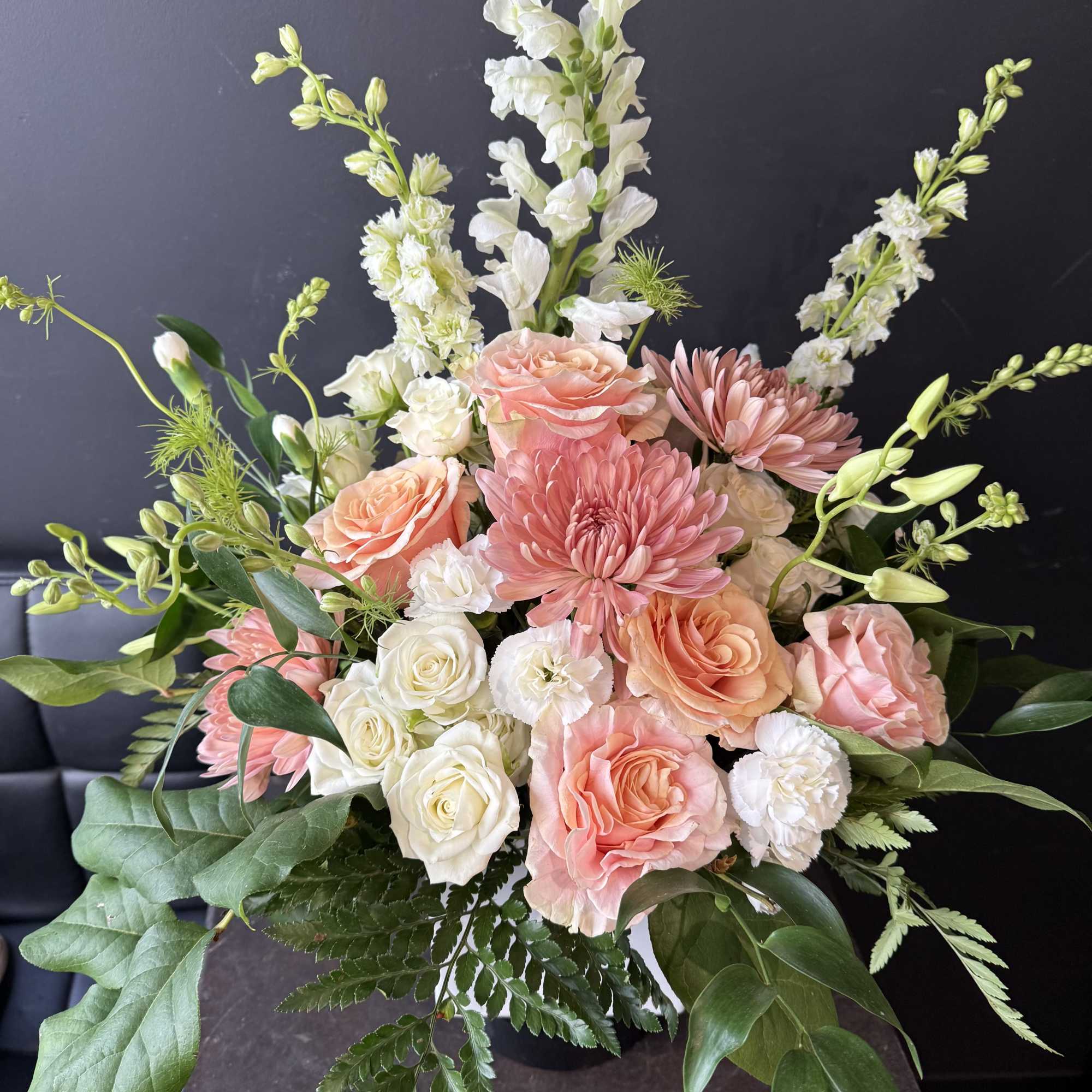 Luxury Line with florals similar to photo


All Florals Pending Market availability -