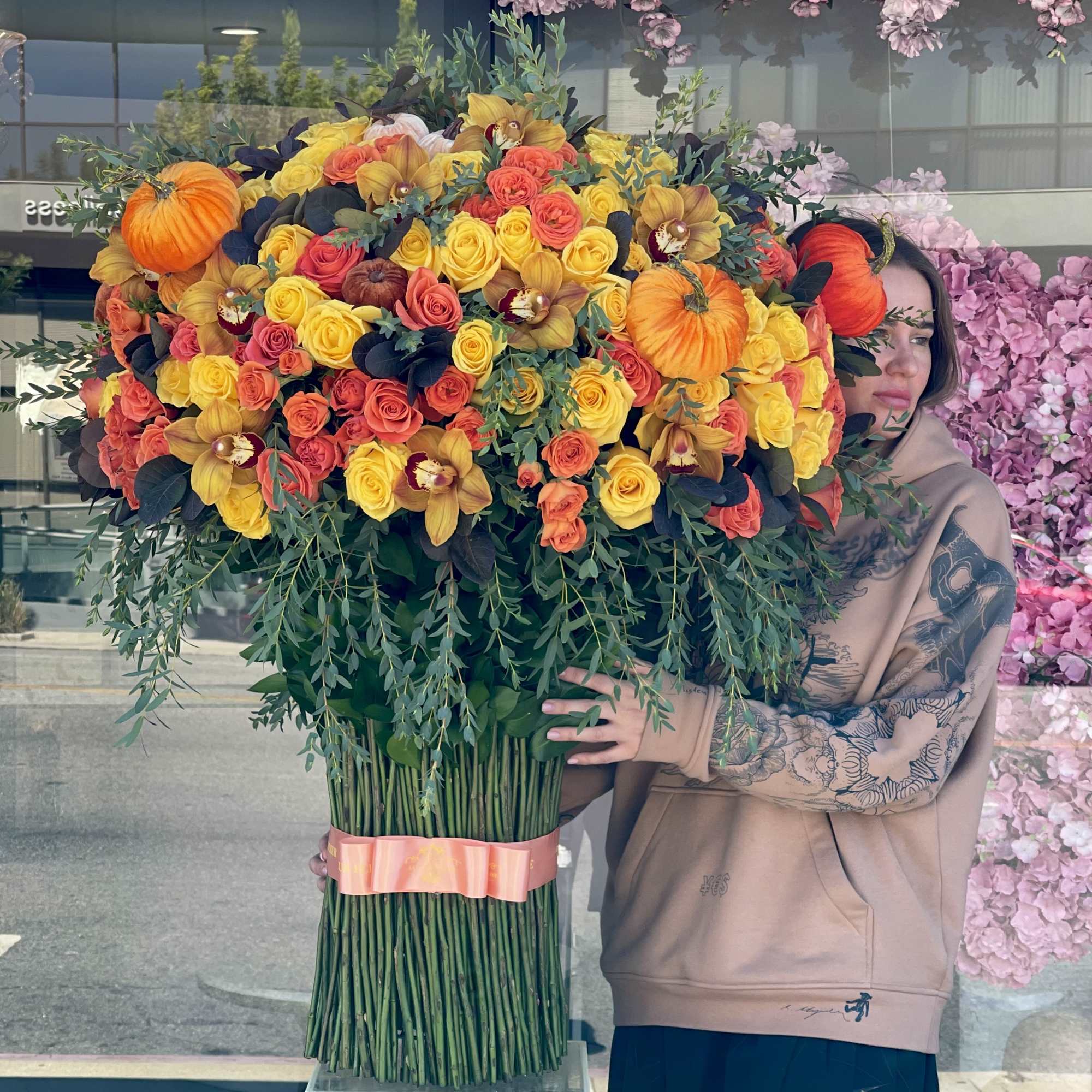 Our signature standing bouquet in the colors of autumn and with cute, photo 3 of 3
