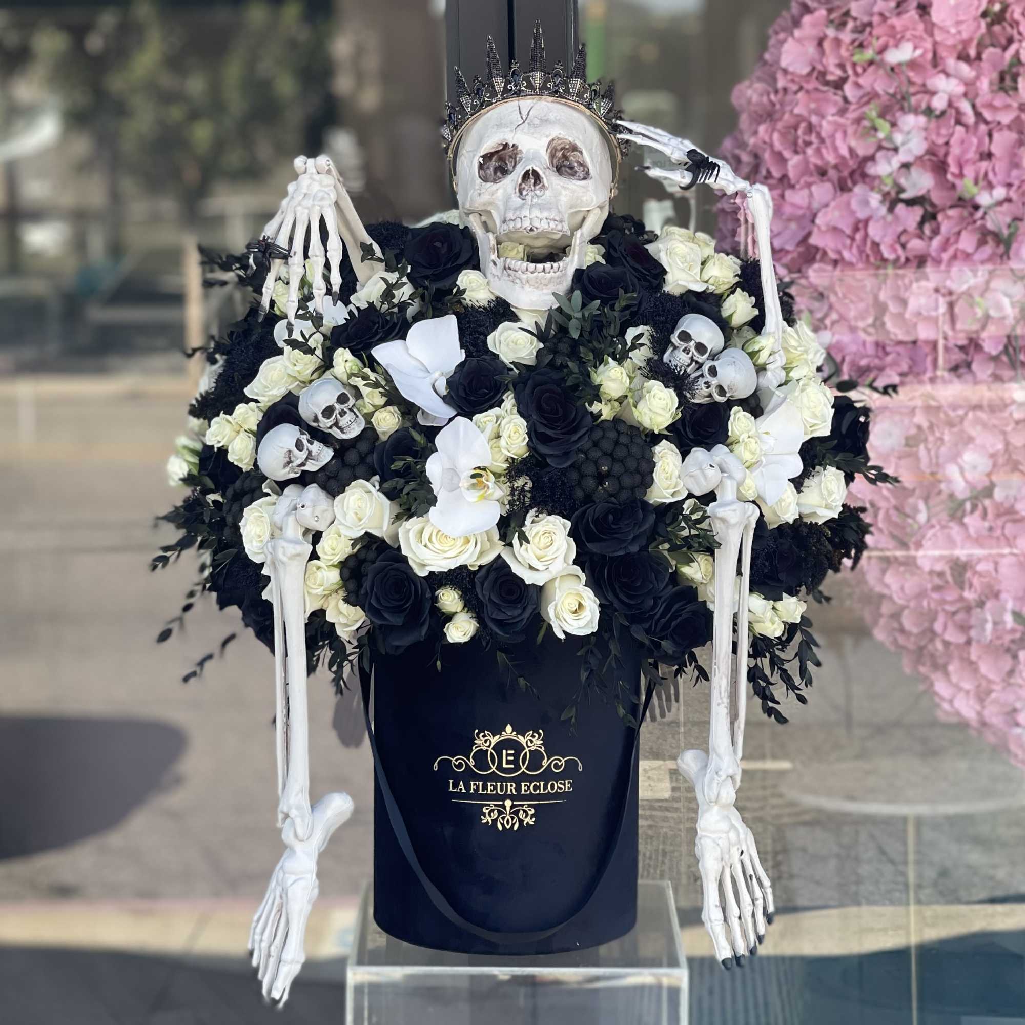 Beauty&rsquo;s back and white arrangement in our signature black velvet box, with