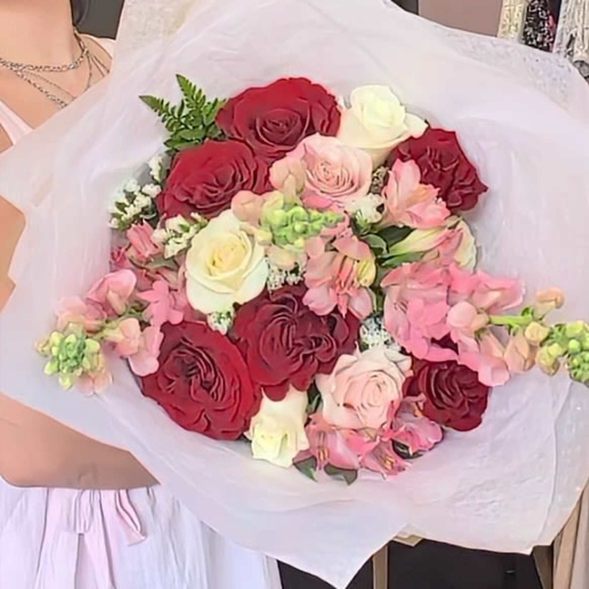 This product is listed for greenery and wrapping only, flowers are listed