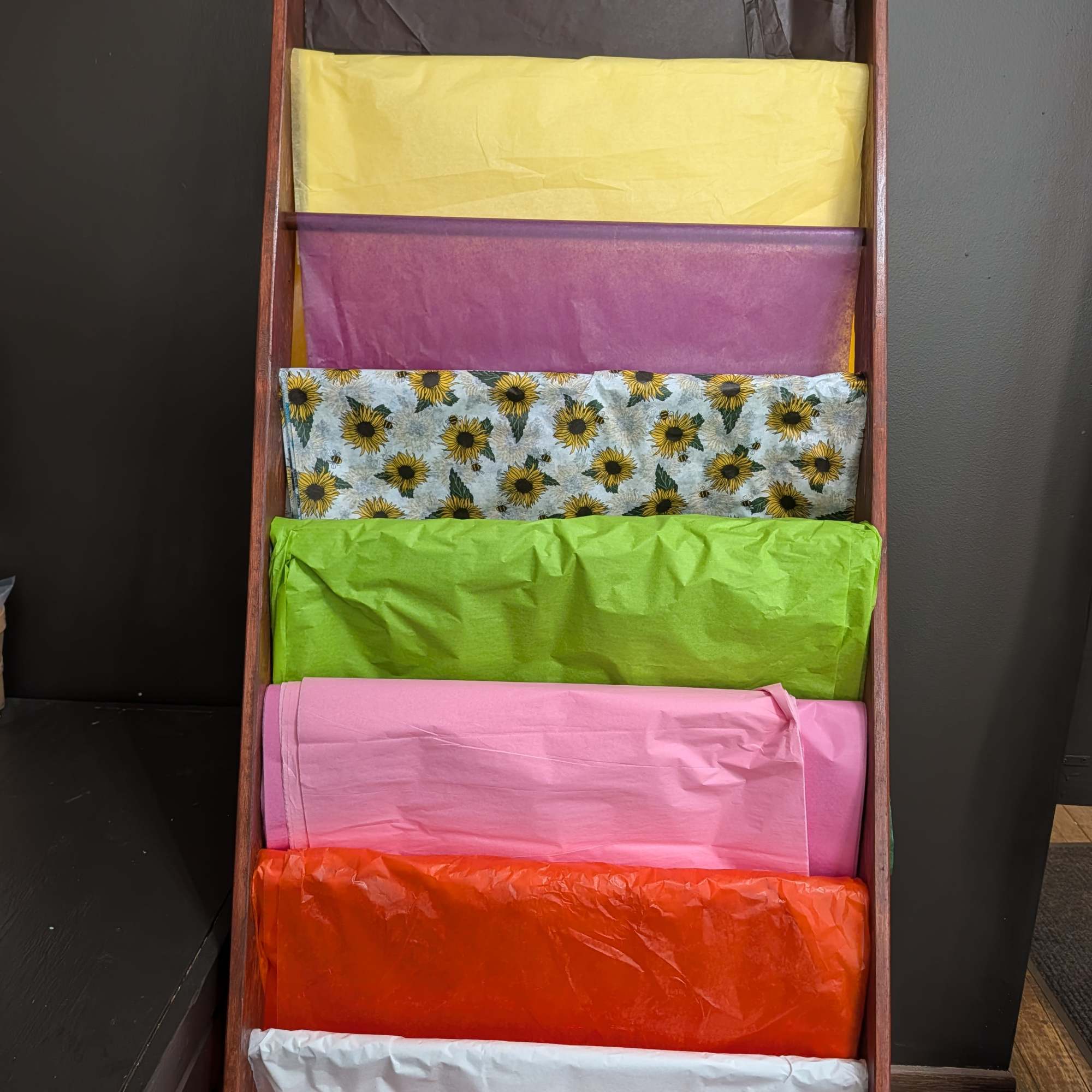 This product is listed for greenery and wrapping only, flowers are listed
