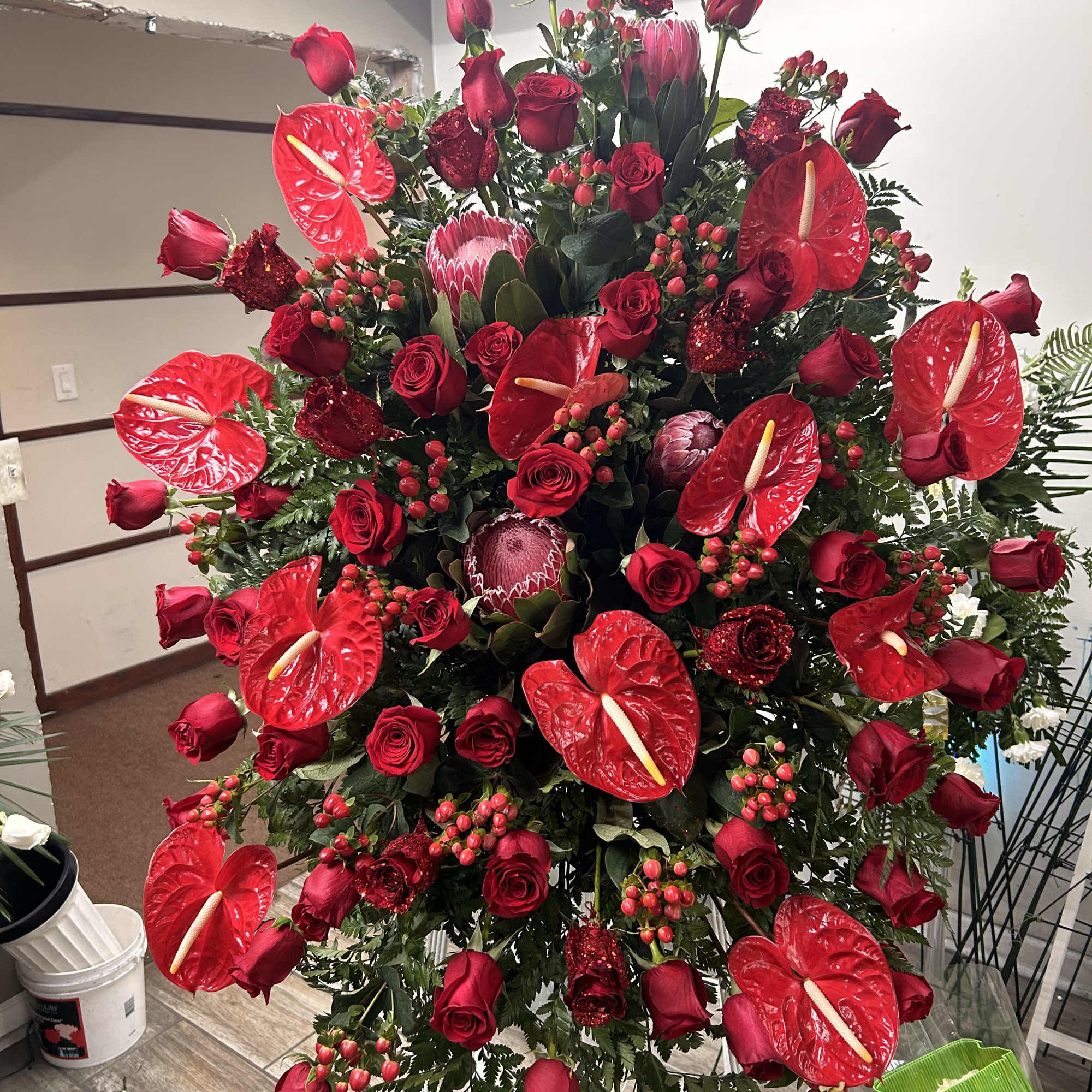 Exclusive flowers, photo 13 of 14