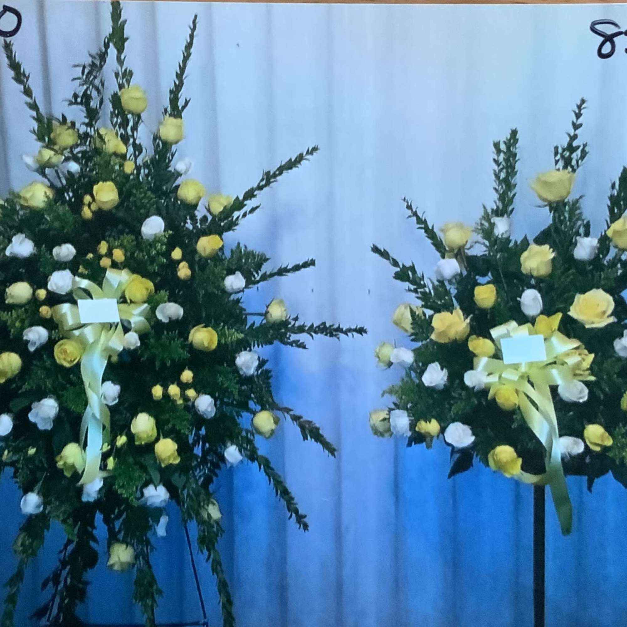 Comes with casket spray and 2 stands, photo 4 of 8