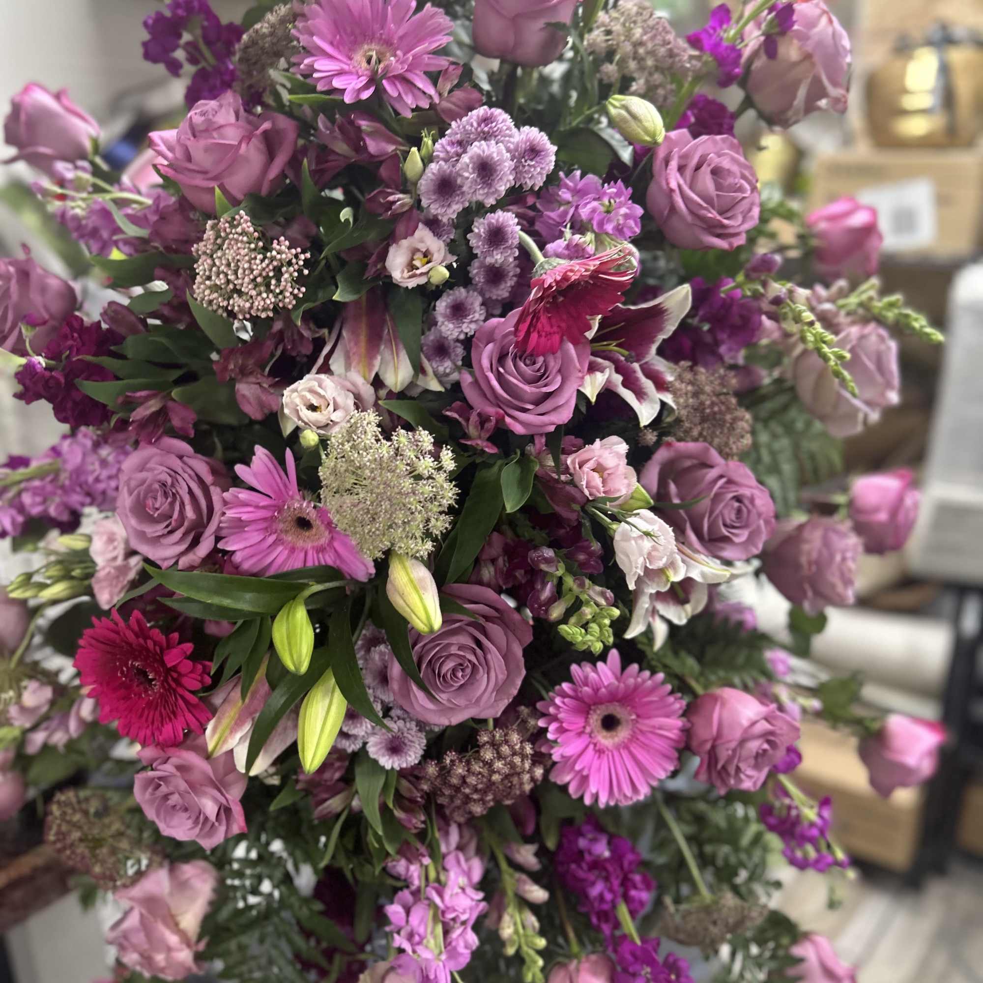 All roses and Lillys with filler flower, photo 2 of 6