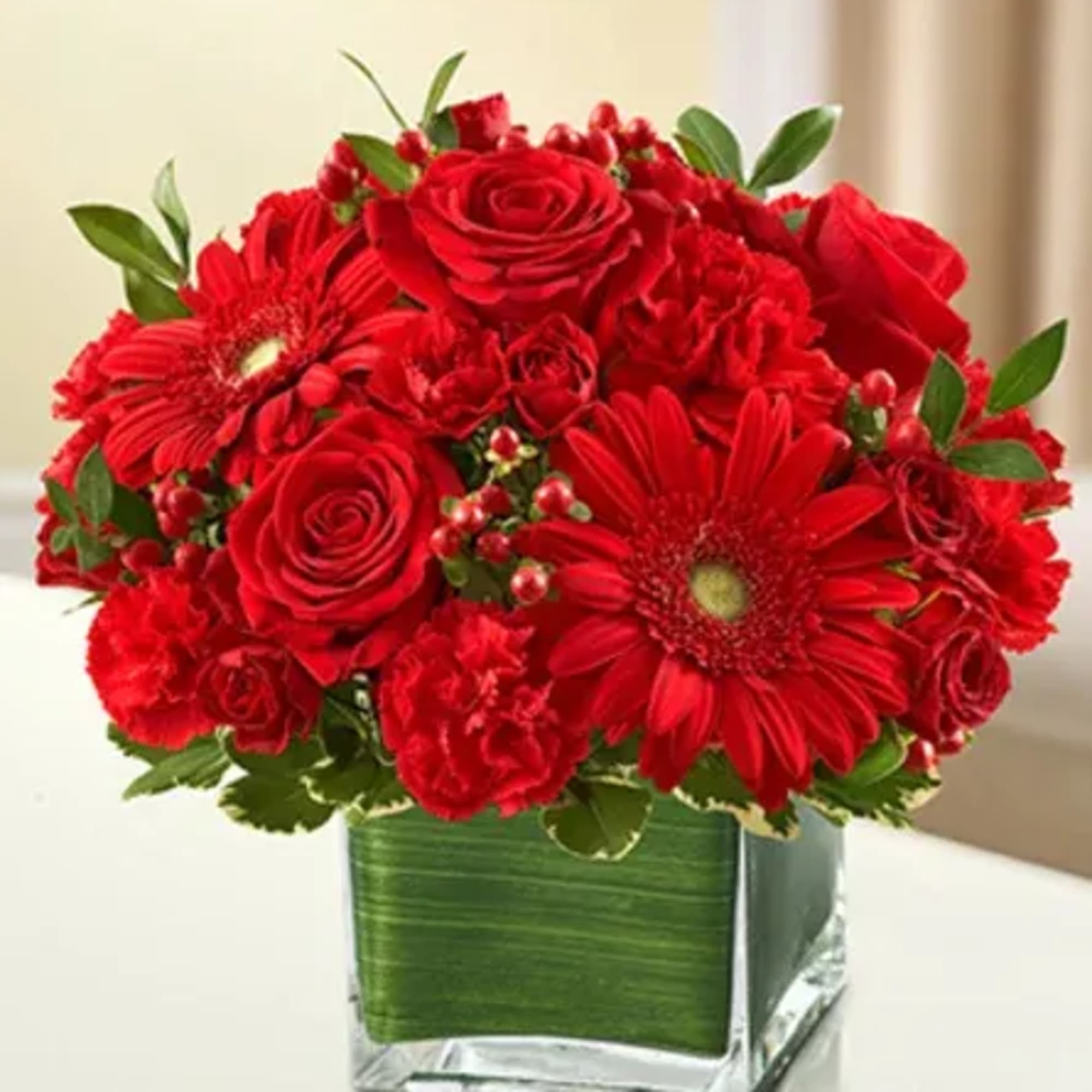 Product ID: 95396

The symbol of courage and strength, an all-red bouquet conveys