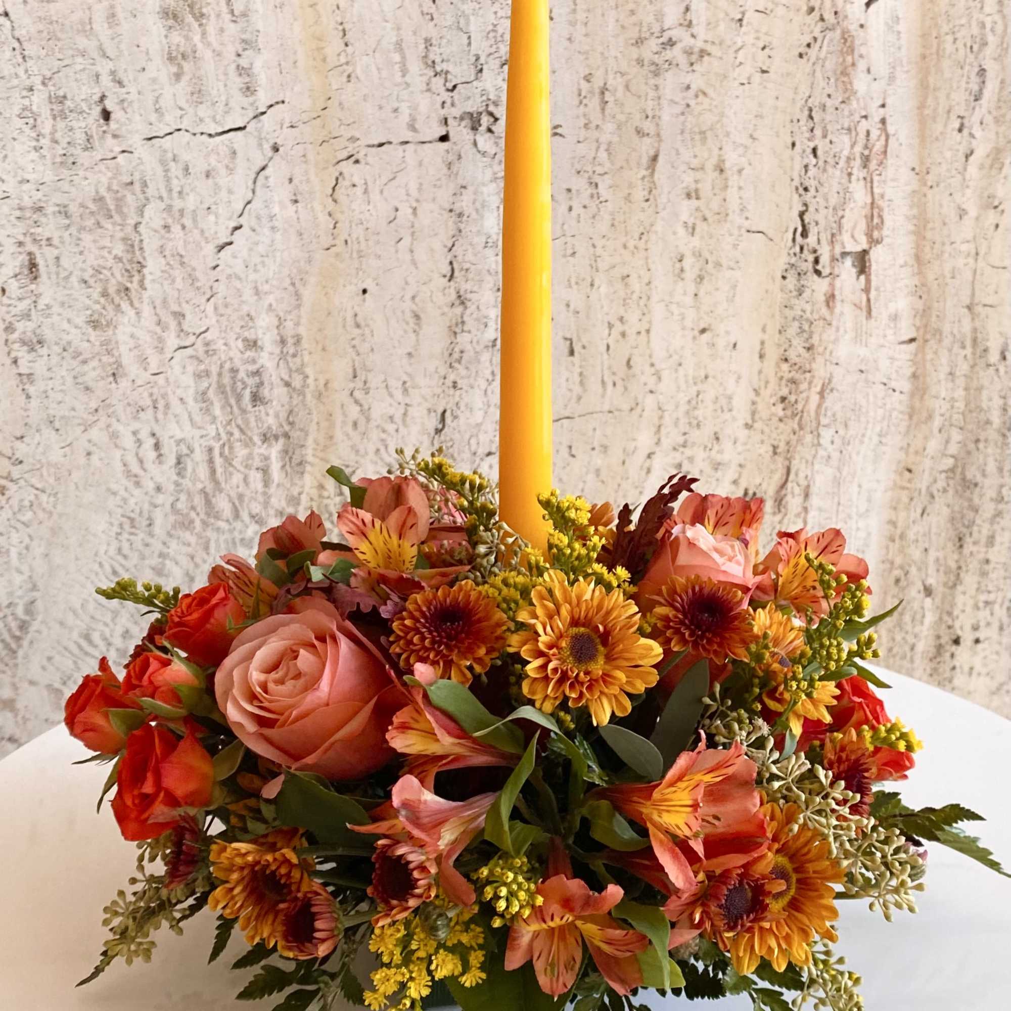 Centerpiece for small spaces with single candle , photo 2 of 2