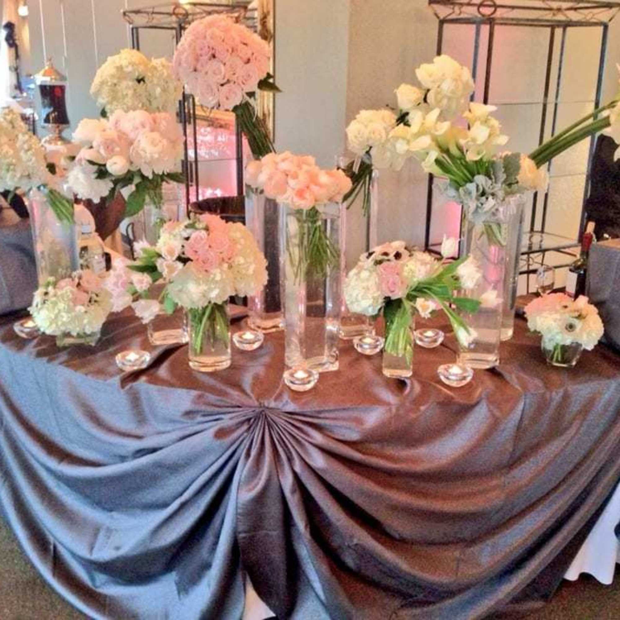 ***THIS IS NOT FOR DAILY ORDERS****
Hello. Thank you for considering Mercedes Flowers, photo 12 of 27