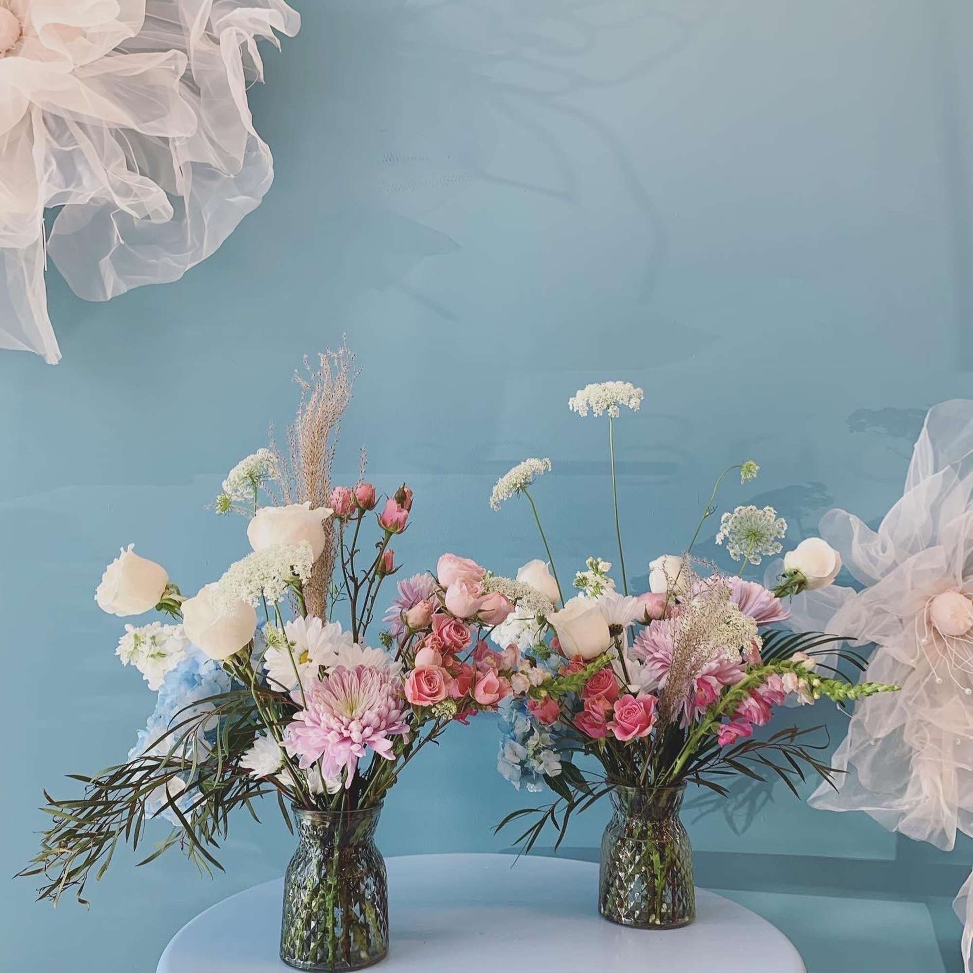 You will receive ONE premium fresh vase bouquet (at 15% OFF of, photo 7 of 8