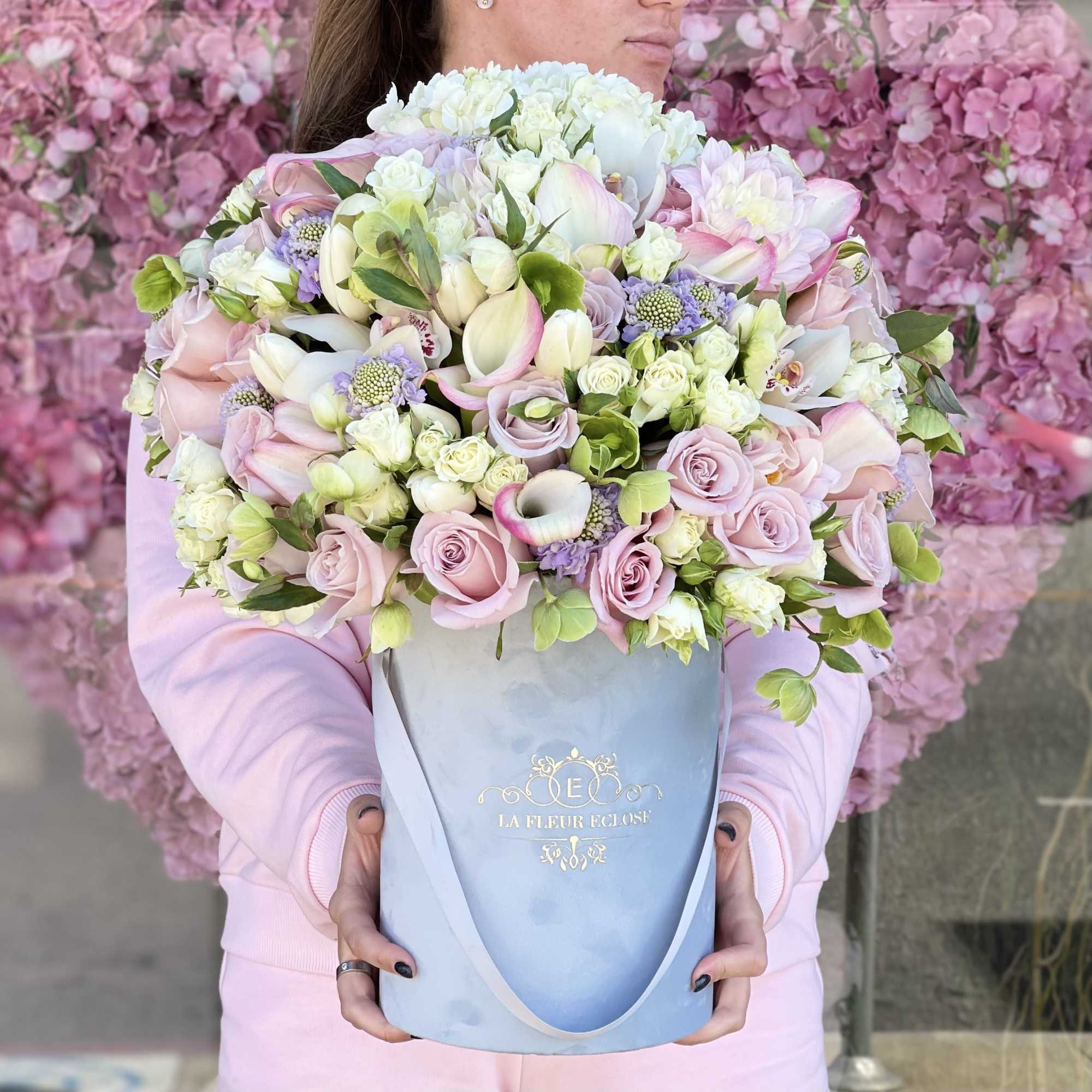 All pastel flowers in our small velvet grey box
Seasonal flowers will be, photo 2 of 2