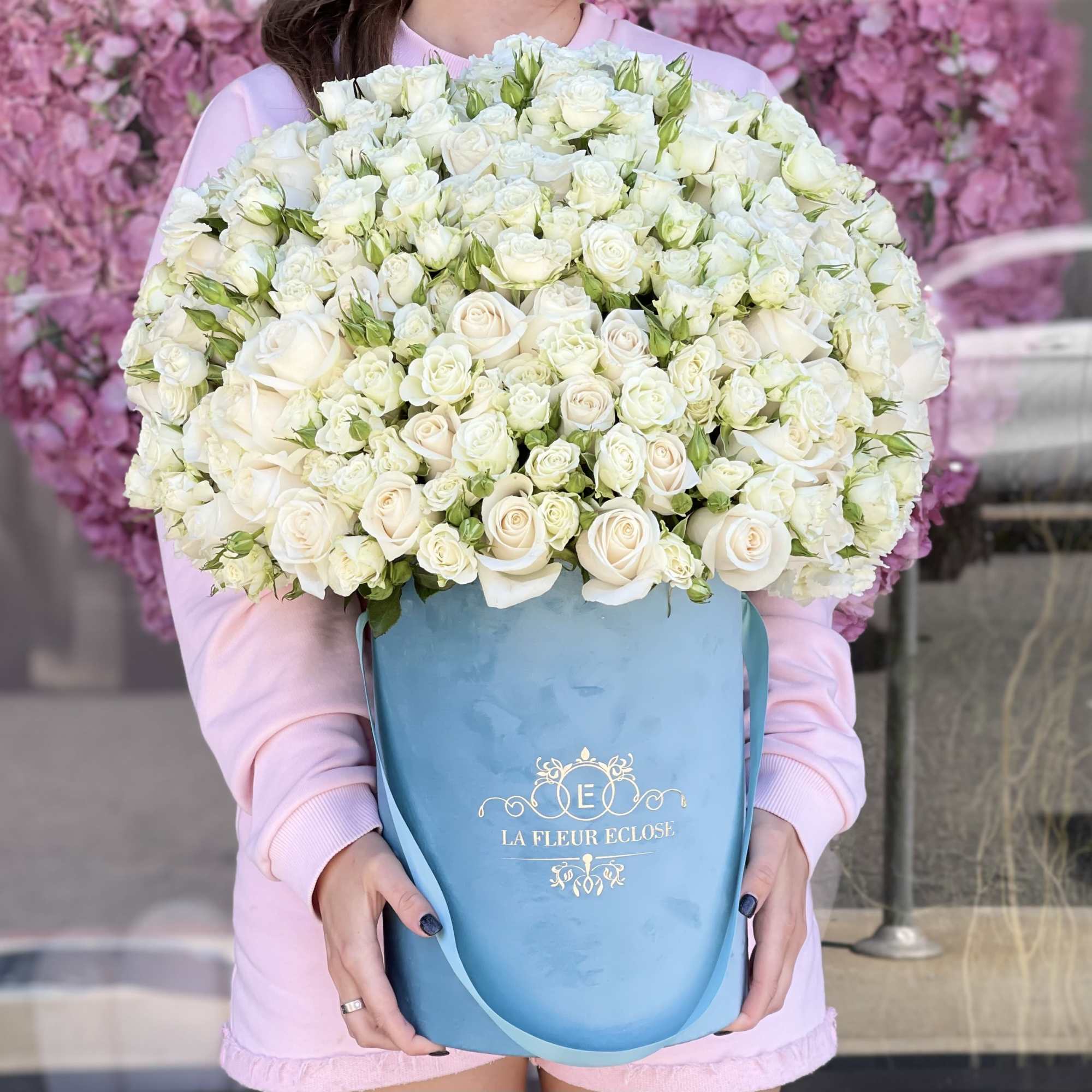 All White Flowers , photo 2 of 2