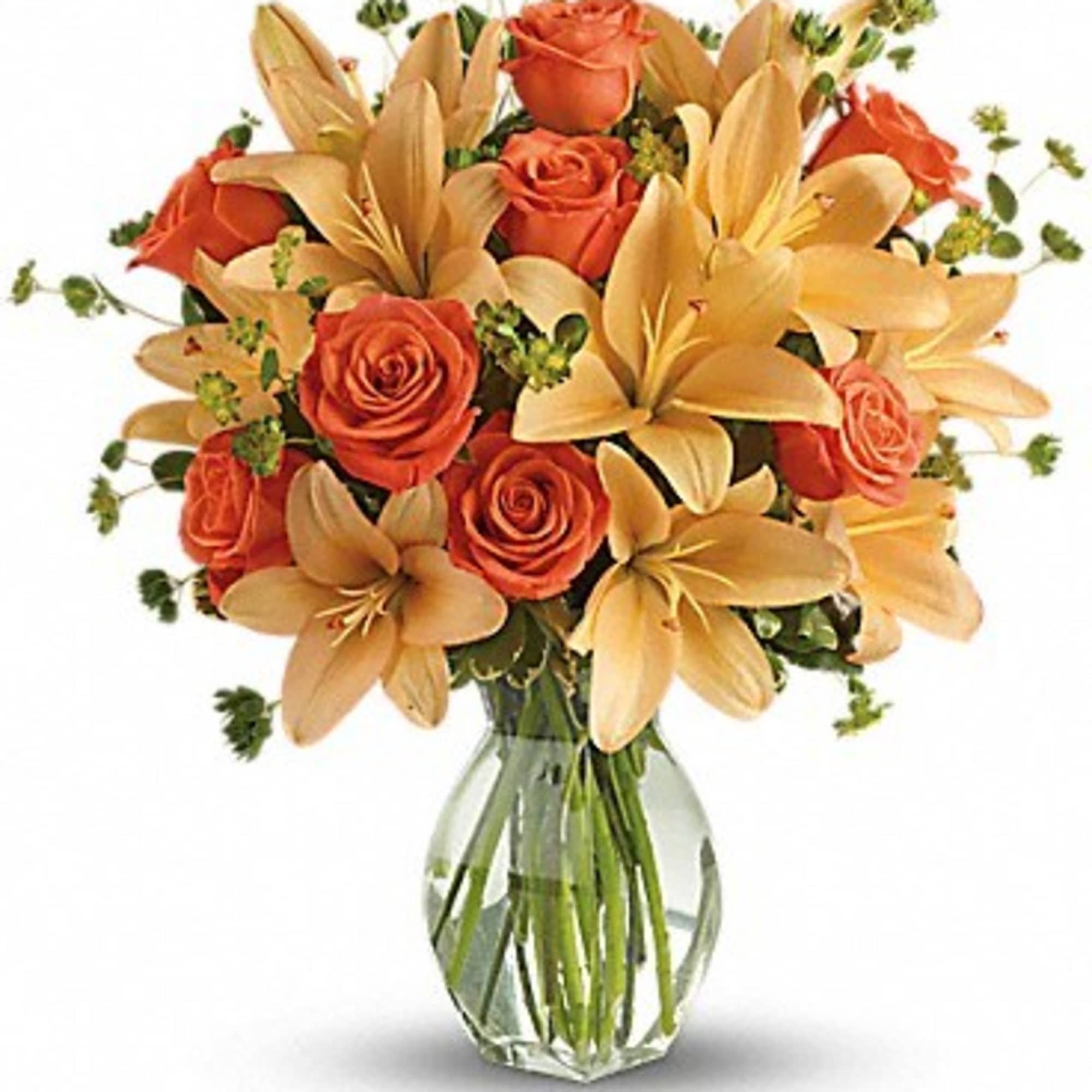 Spark someone's attention by sending this absolutely radiant bouquet. Full of flowers