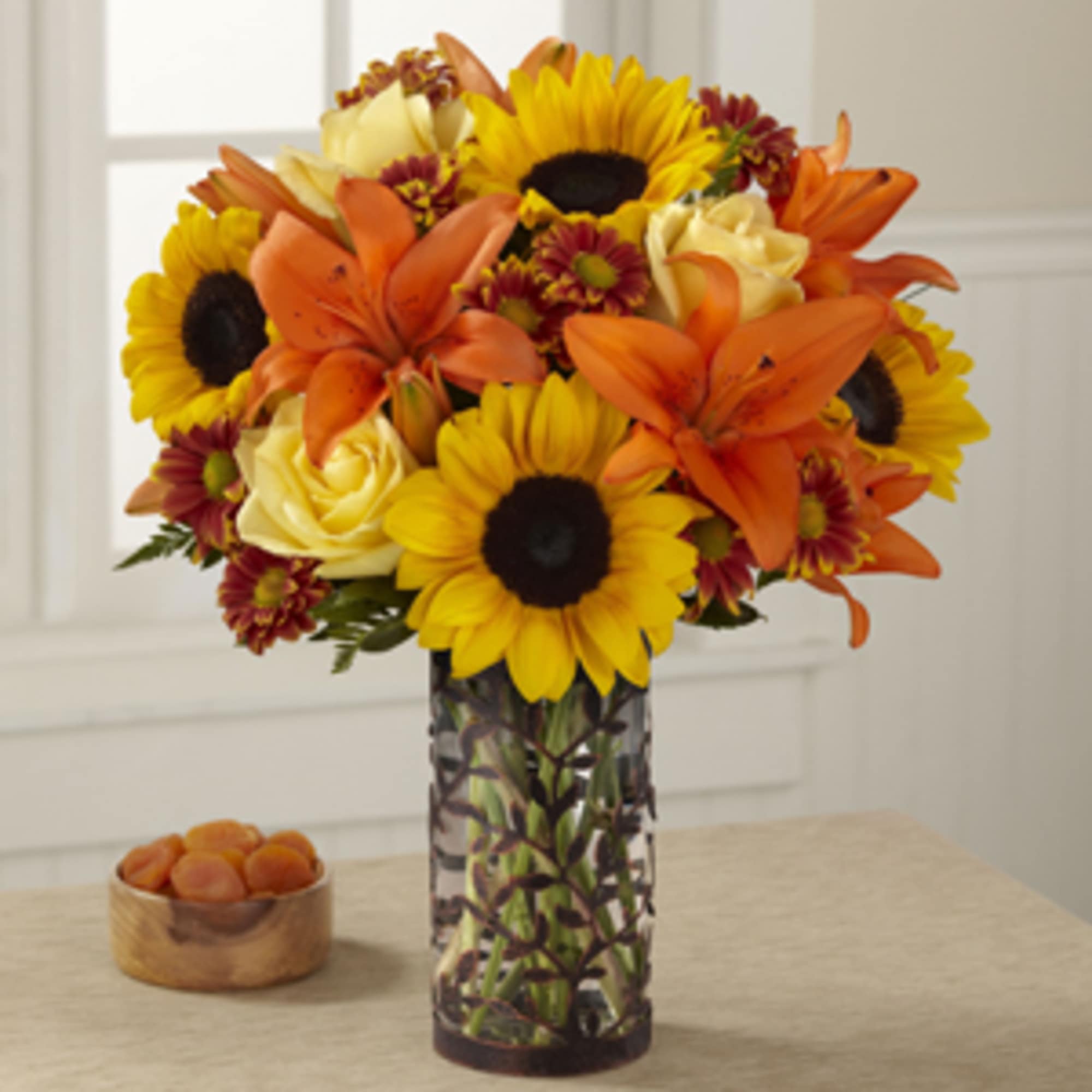 Make any fall occasion extra special with a bouquet that gorgeously captures