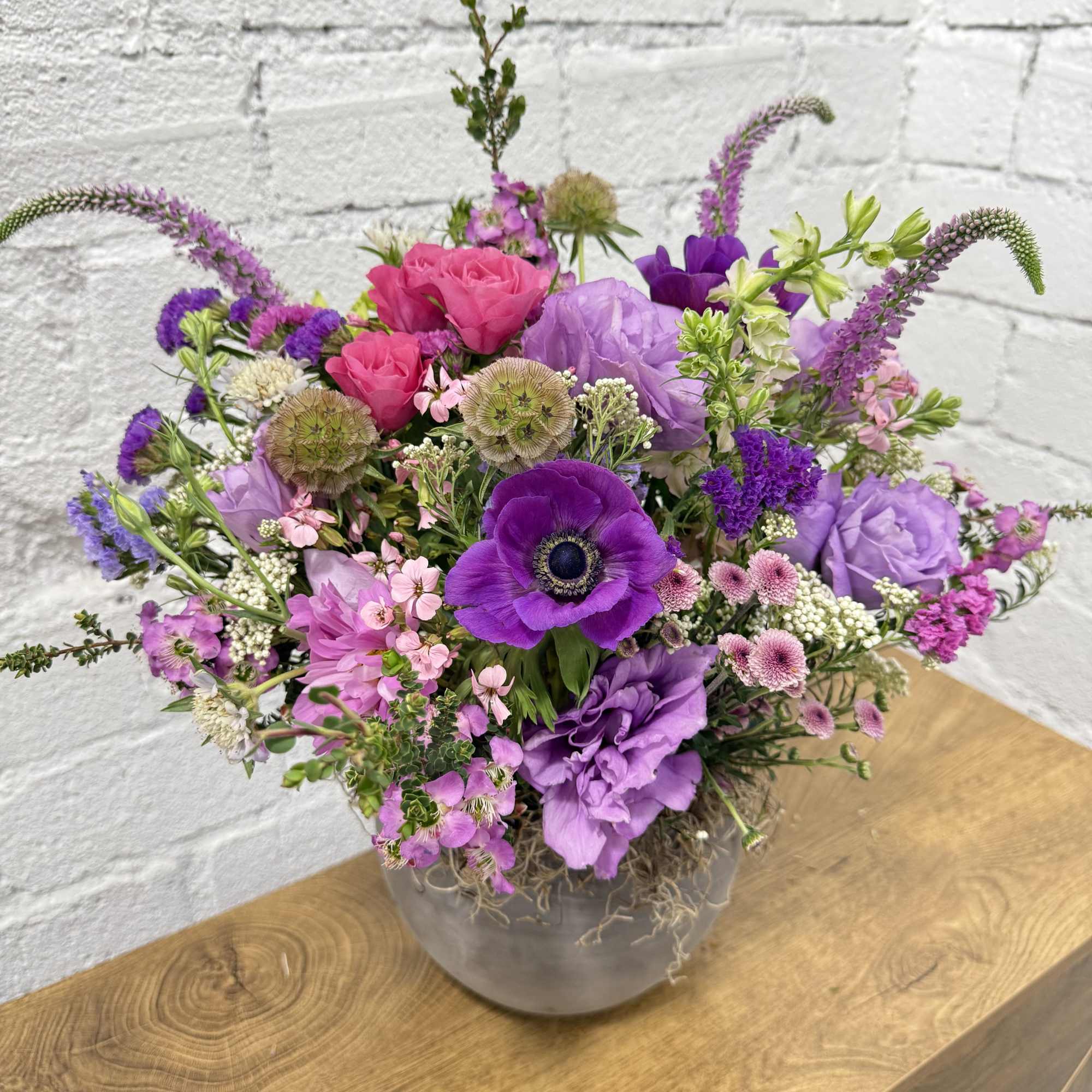 Stunning shades of purple flowers to make your mom feel so super, photo 2 of 2