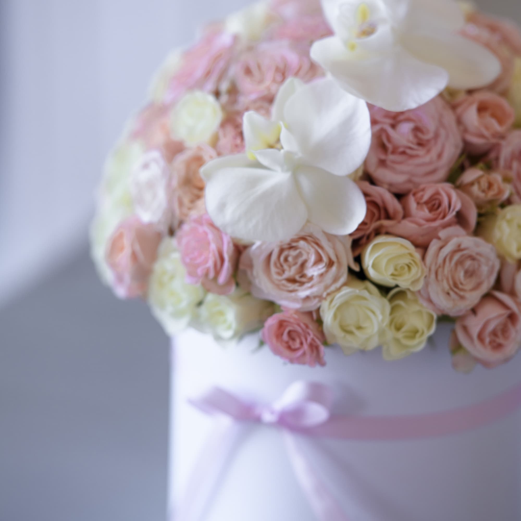 This box is elegantly breath-taking and perfect for any occasion.

The Grace arrangement