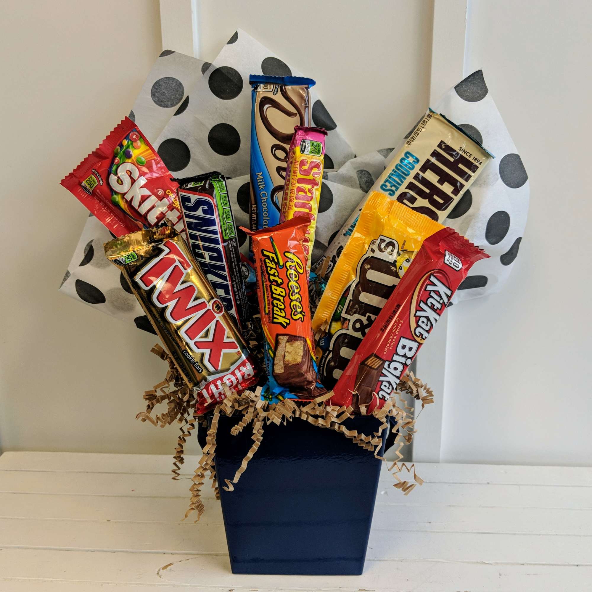  A sweet assortment of candy bars perfect for any occasion.
 Please