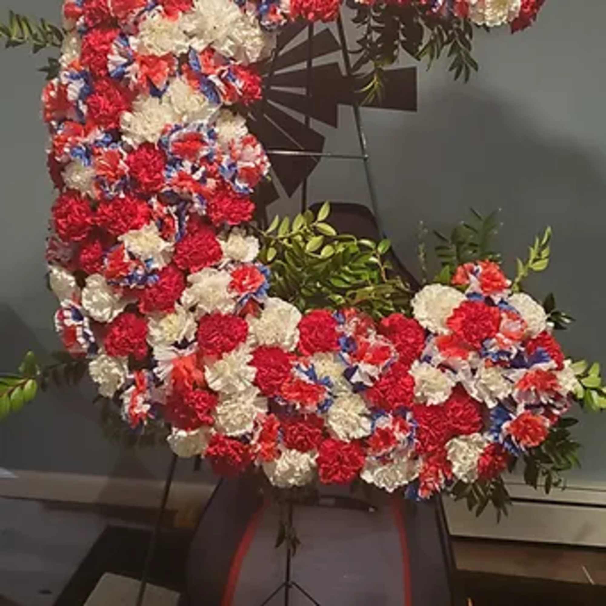 There are many ways to remember your loved ones, choosing a memorable, photo 2 of 2