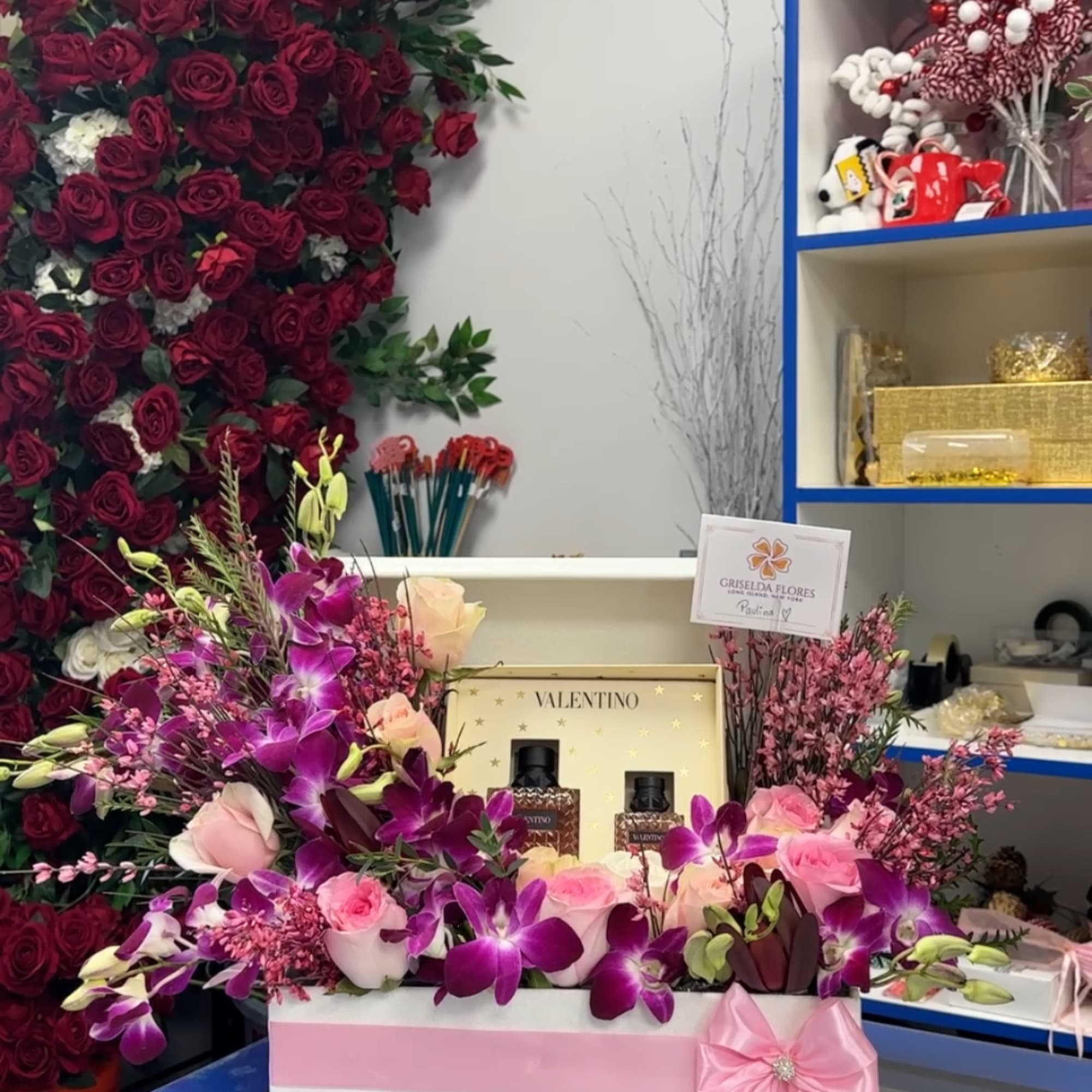 Pink and purple floral gift box with roses and orchids, photo 2 of 5