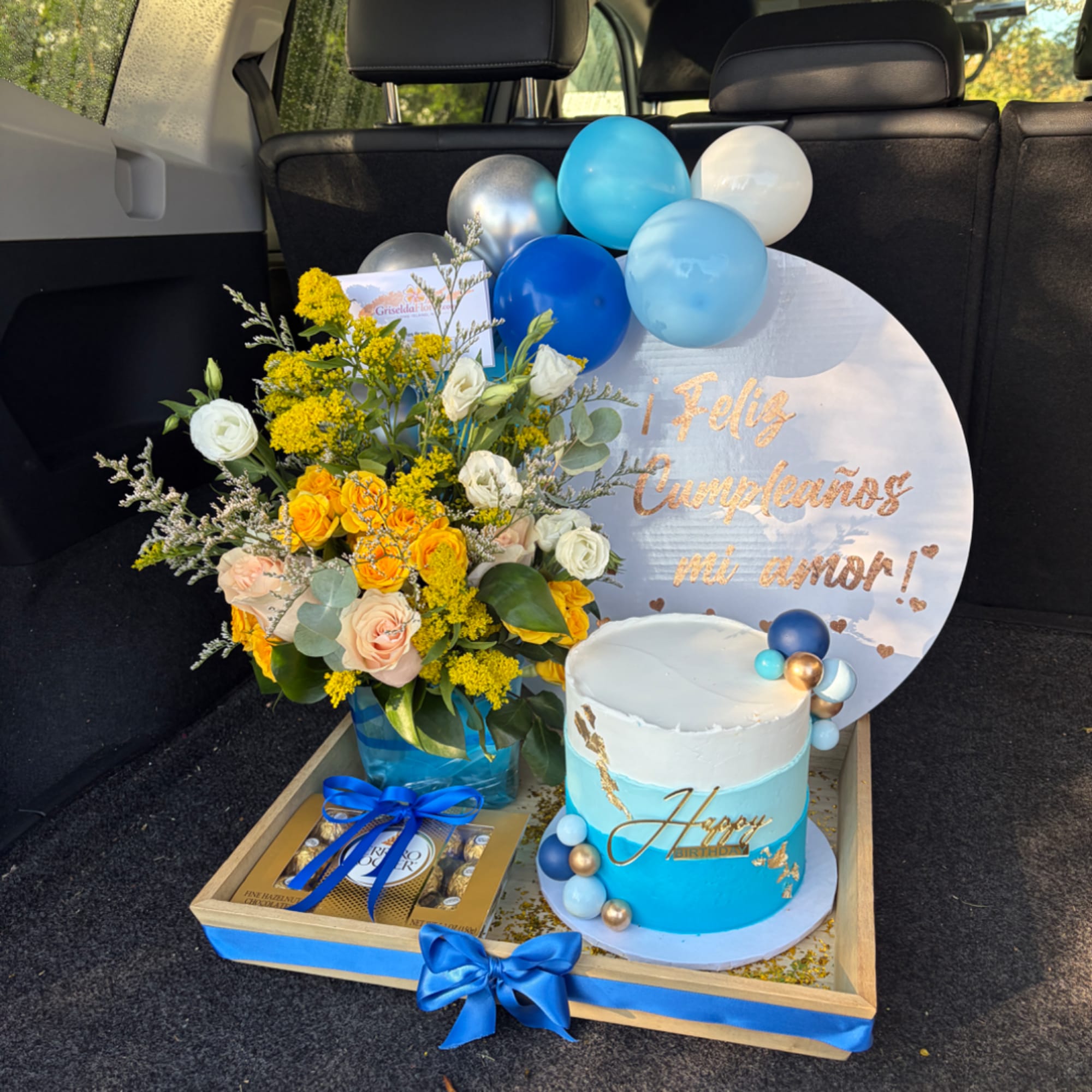 Birthday gift tray with flowers, balloons, cake, and chocolates, photo 2 of 4