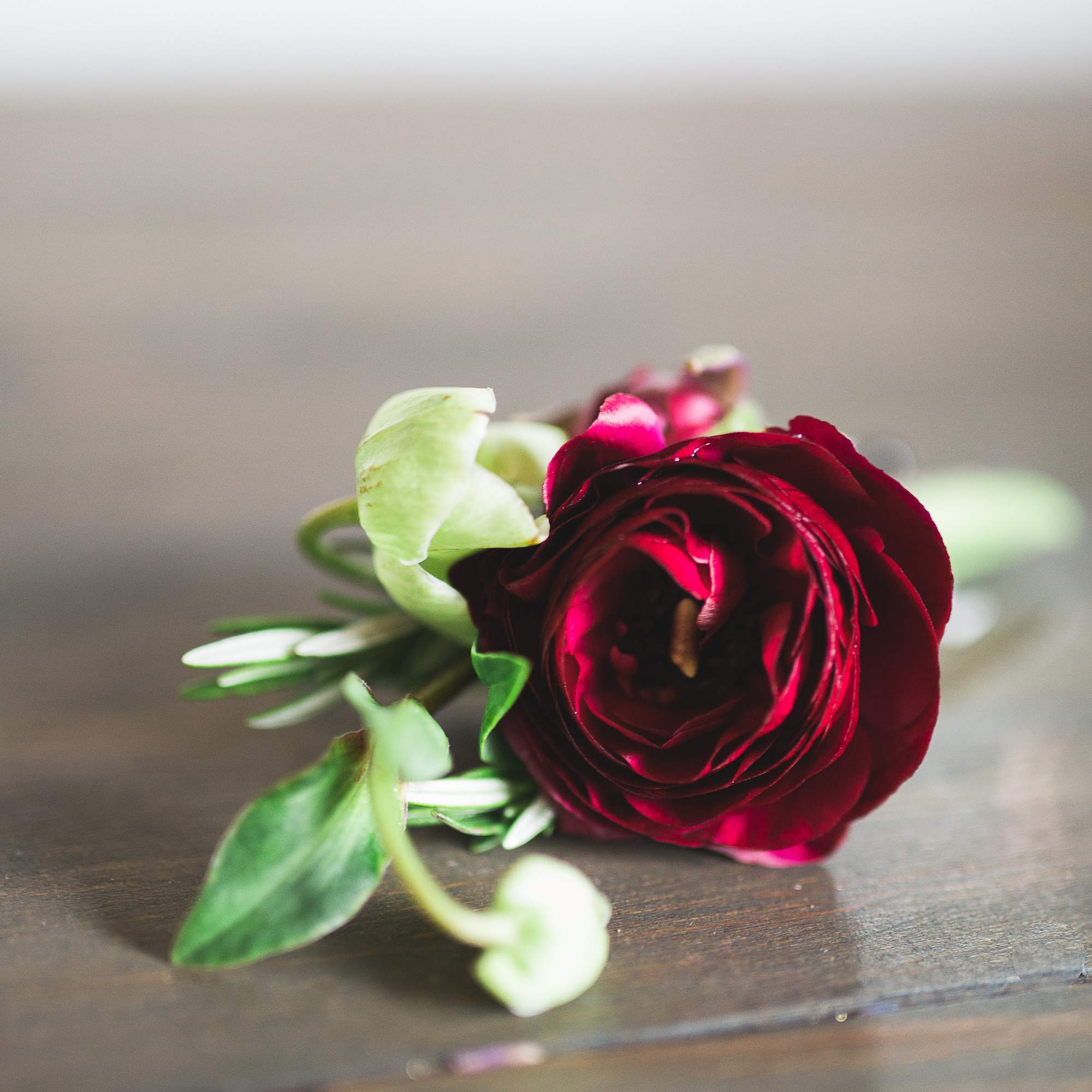 Pin-on boutonni&egrave;res, pin-on corsages and wrist corsages, for pickup only. For the, photo 5 of 5