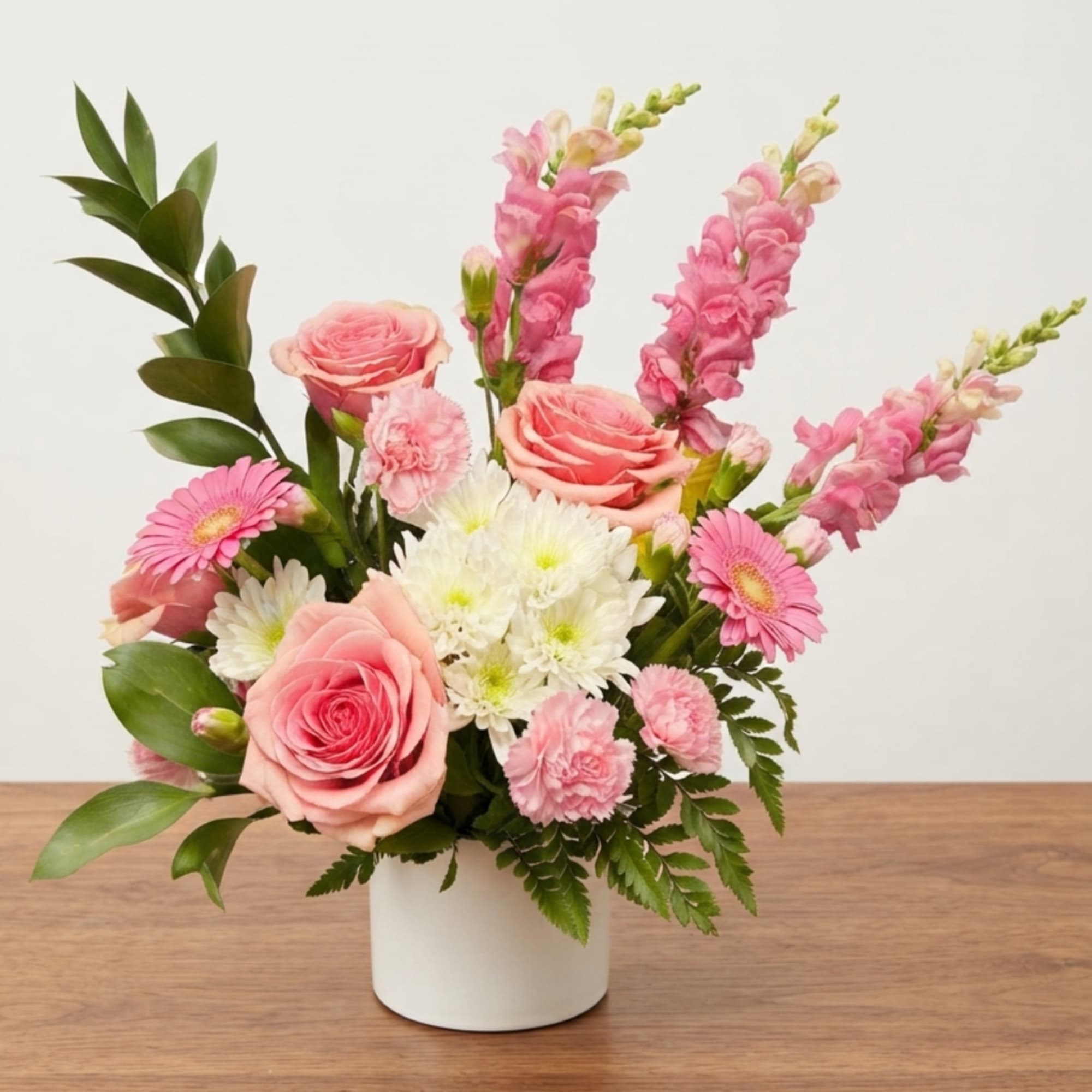Pink roses and white daisies in a white vase, photo 2 of 2