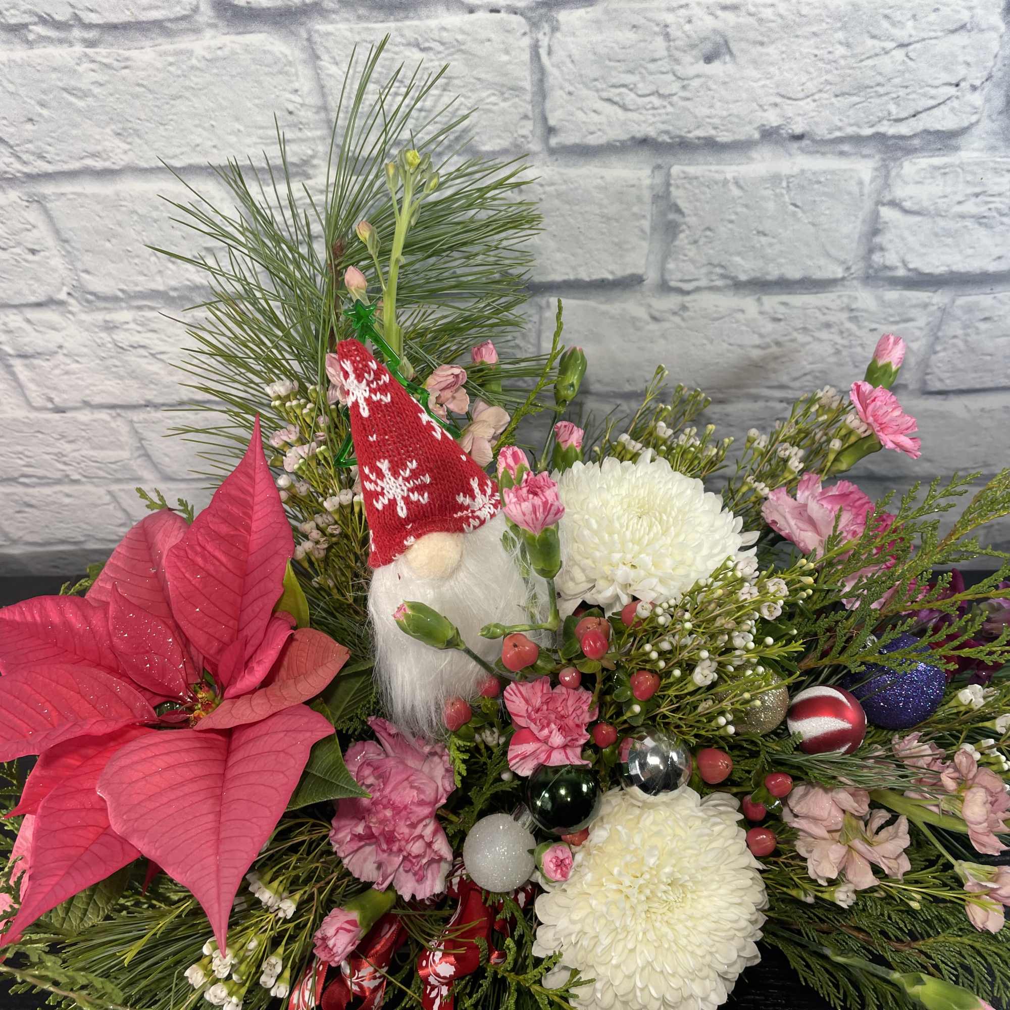 What a wonderful arrangement to send that'll last for a long time.