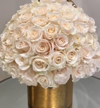 Signature Laazati Arrangement Joy