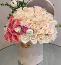 Signature Laazati Arrangement Joy