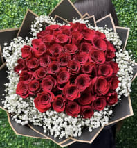 Red Rose Dozen Bouquet 