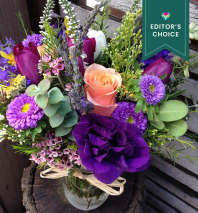 Simple and Fragrant white flowers Arrangement (Pre-order)