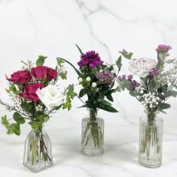 FLIGHT OF MINI VASES