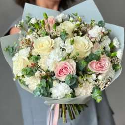 Floral Charm Handtied Bouquet