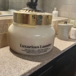 Luxurious Laundry Body Butter