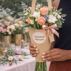 Bloom Bar Packages-Bloom Bar experiences require a minimum of 2 weeks advance booking.