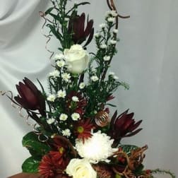 Burg, rust & white mixed bouquet