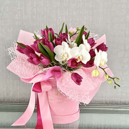 Tulips & Orchids in a box ™