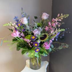 #724 Designer choice vase arrangement